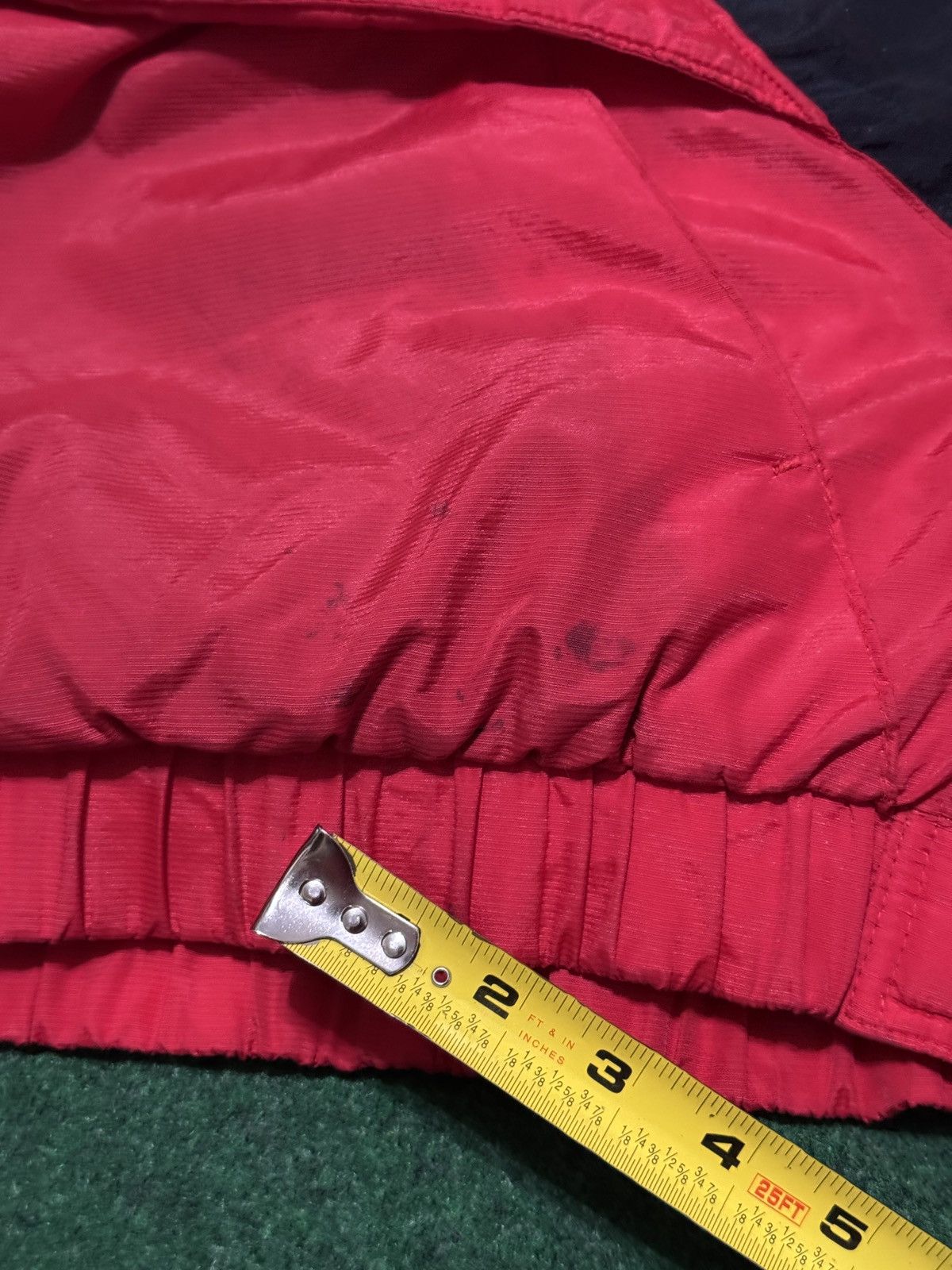 Starter Vintage Detroit Red Wings 90s Starter NHL Jacket XL Puffer Size US XL / EU 56 / 4 - 9 Thumbnail