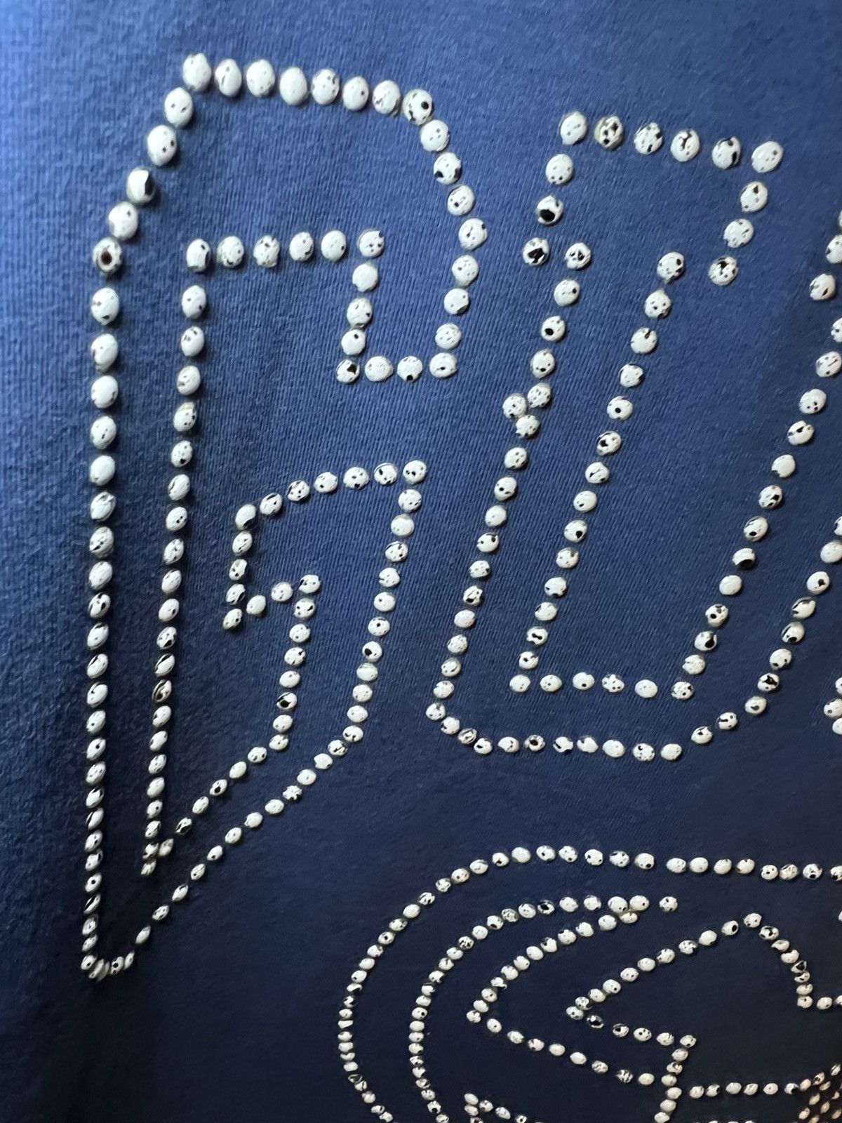 Gucci Gucci Pearl stud logo t-shirt Size US L / EU 52-54 / 3 - 6 Thumbnail