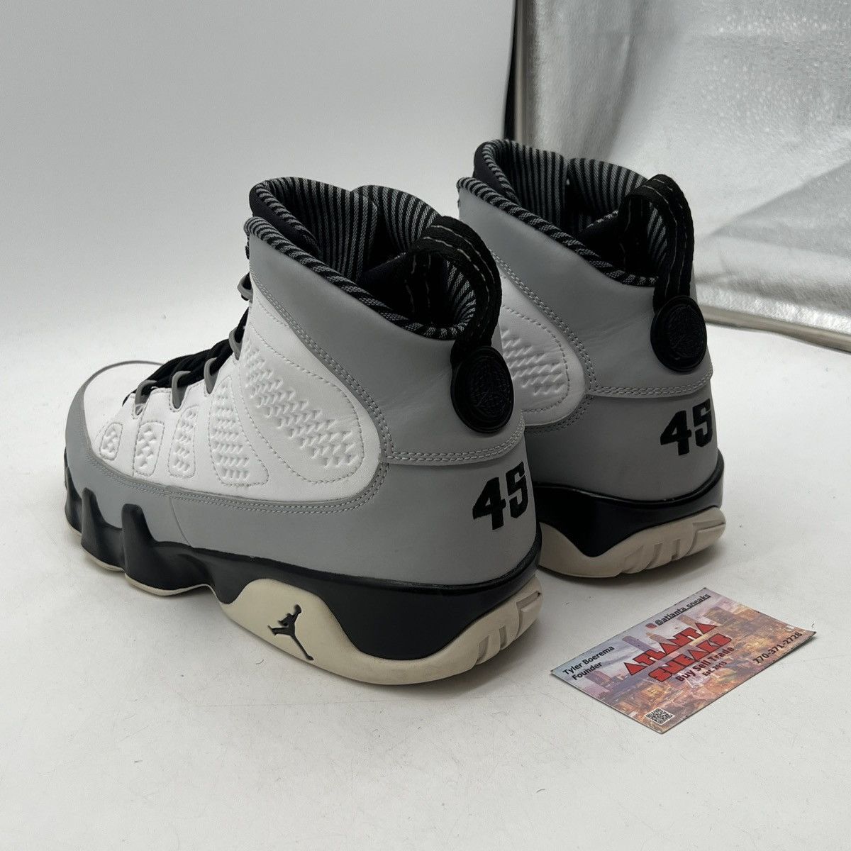 Jordan Brand Air Jordan 9 barons Size US 11 / EU 44 - 4 Thumbnail