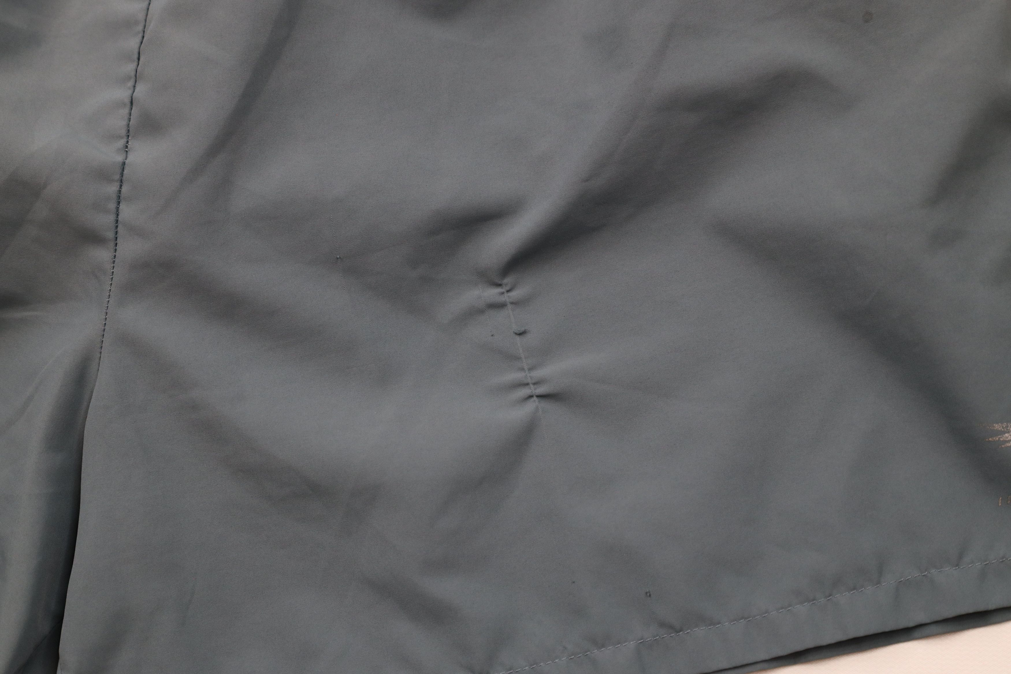 Vintage Vintage 90s InSport Lined Above Knee Running Jogging Shorts Size US 36 / EU 52 - 5 Thumbnail