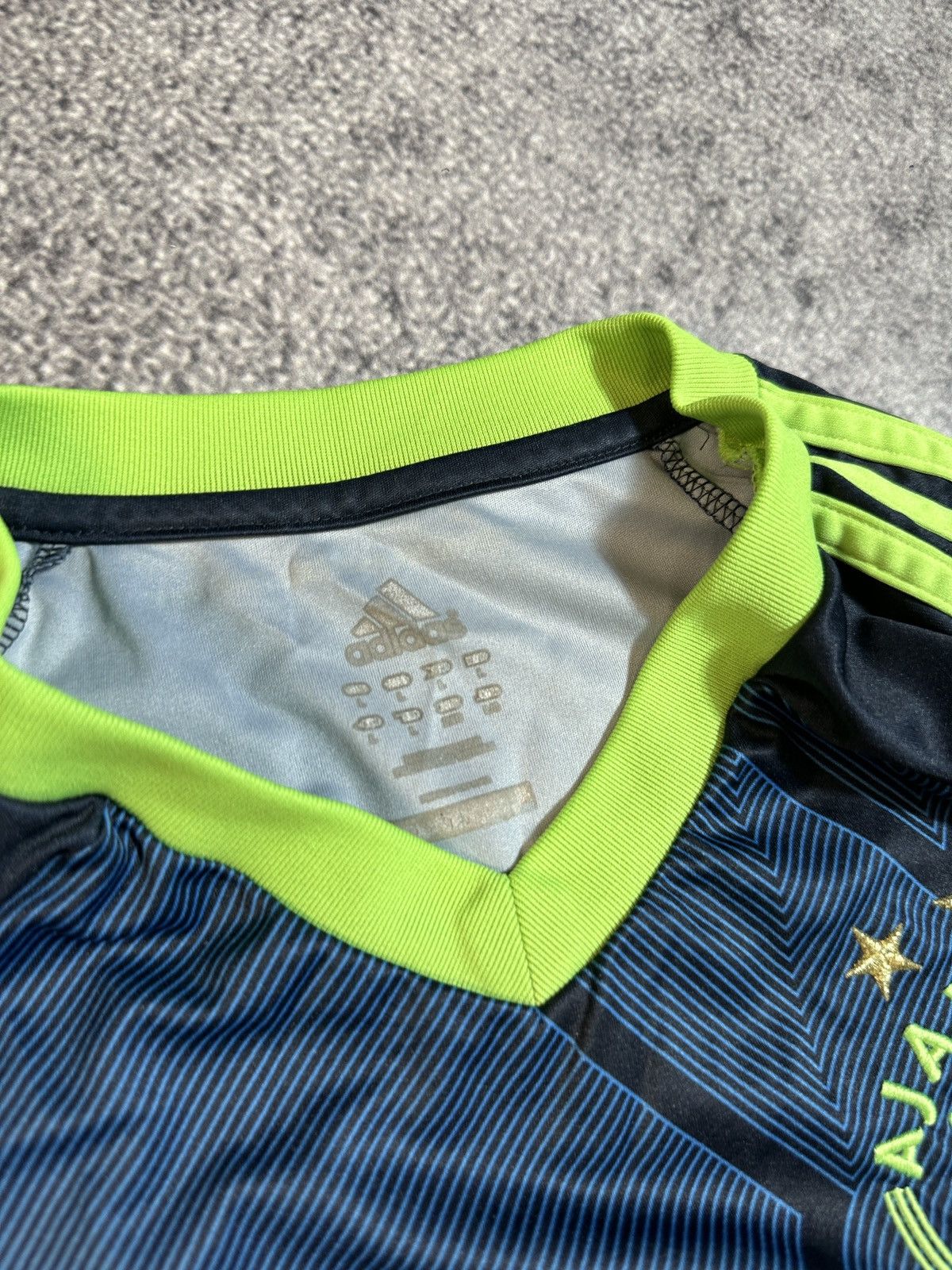 Adidas × Vintage Adidas Ajax Soccer Jersey Streetwear Rare L USA Casual 12/13 Size US L / EU 52-54 / 3 - 3 Thumbnail