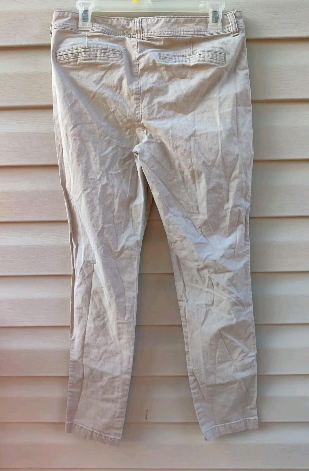 Old Navy Old Navy Skinny Khaki Pants With Pockets Size 8 Regular Flat Size 30" / US 8 / IT 44 - 3 Thumbnail