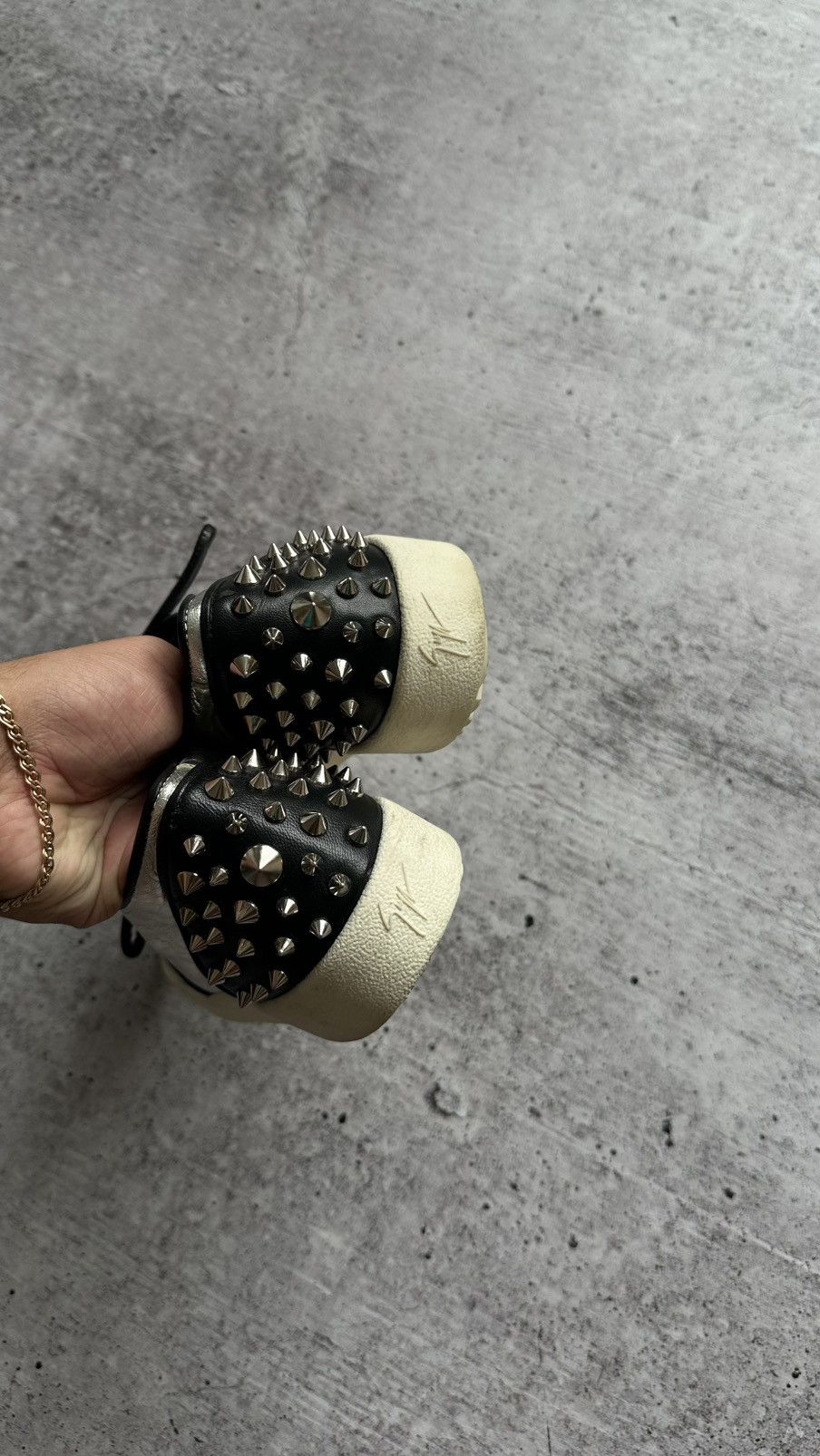 Giuseppe Zanotti Women's Giuseppe Zanotti Silver Leather Trainers Size US 9 / IT 39 - 5 Thumbnail