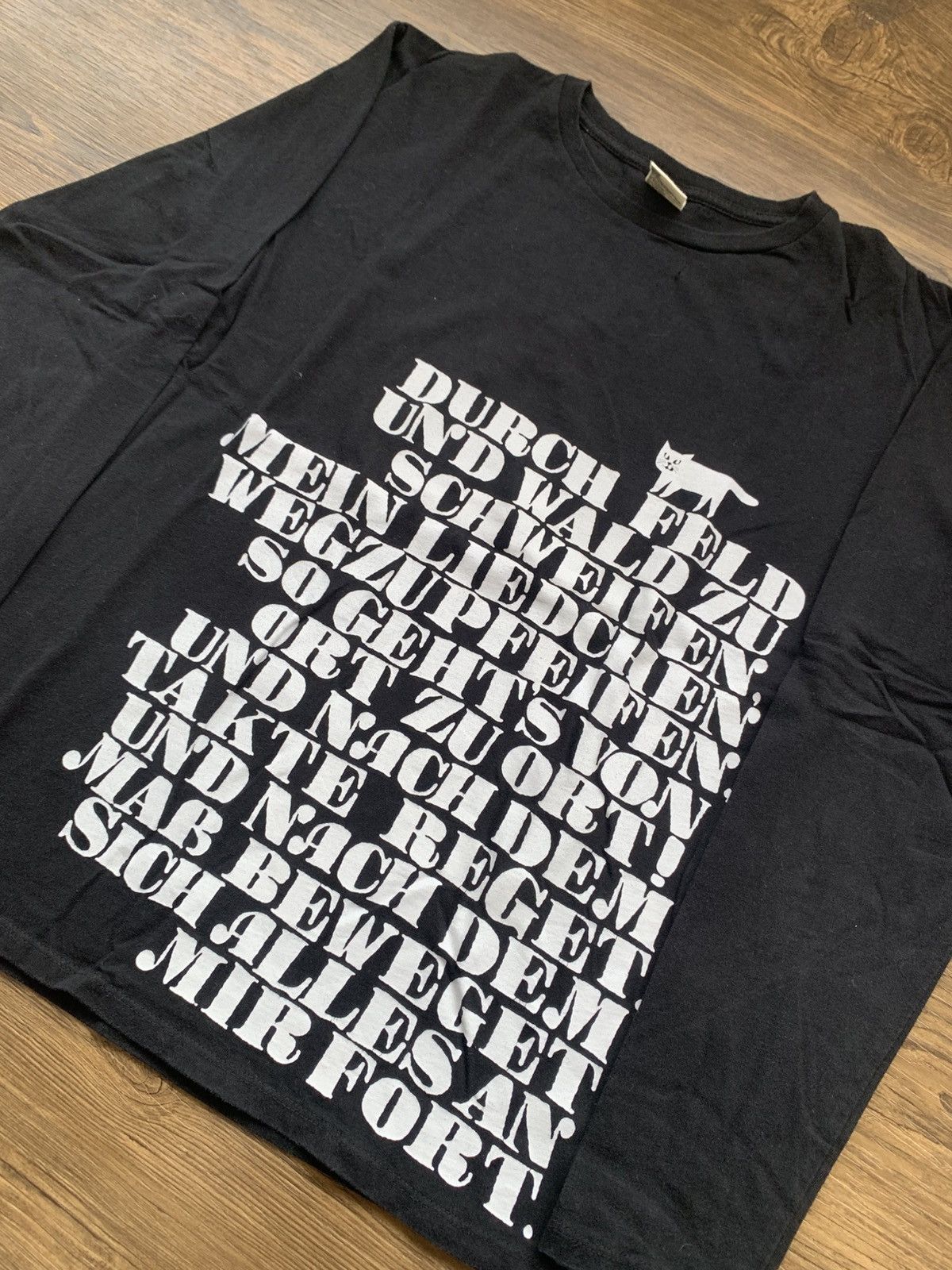 Japanese Brand 2000s japanese archive graniph y2k longsleeve tee Size US S / EU 44-46 / 1 - 4 Thumbnail