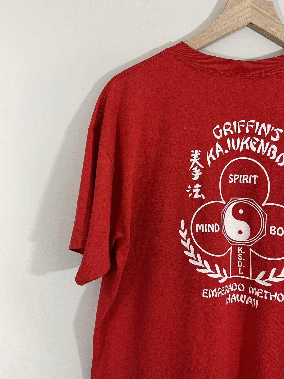 Vintage Hawaii Martial Arts 90s Faded Tee Size US XL / EU 56 / 4 - 14 Thumbnail