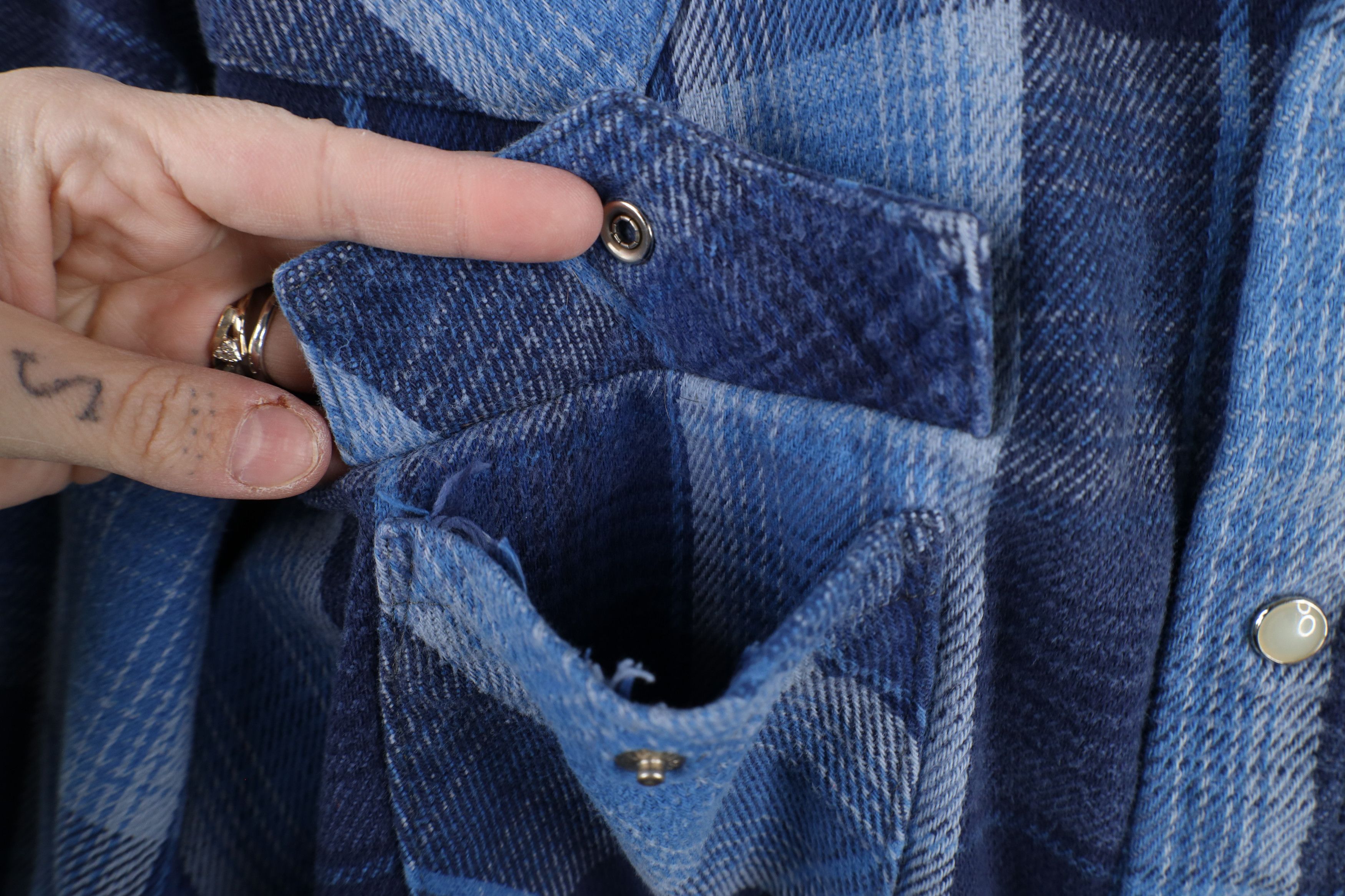 Vintage Vintage 90s Streetwear Heavy Western Snap Button Shirt Size US XL / EU 56 / 4 - 5 Thumbnail