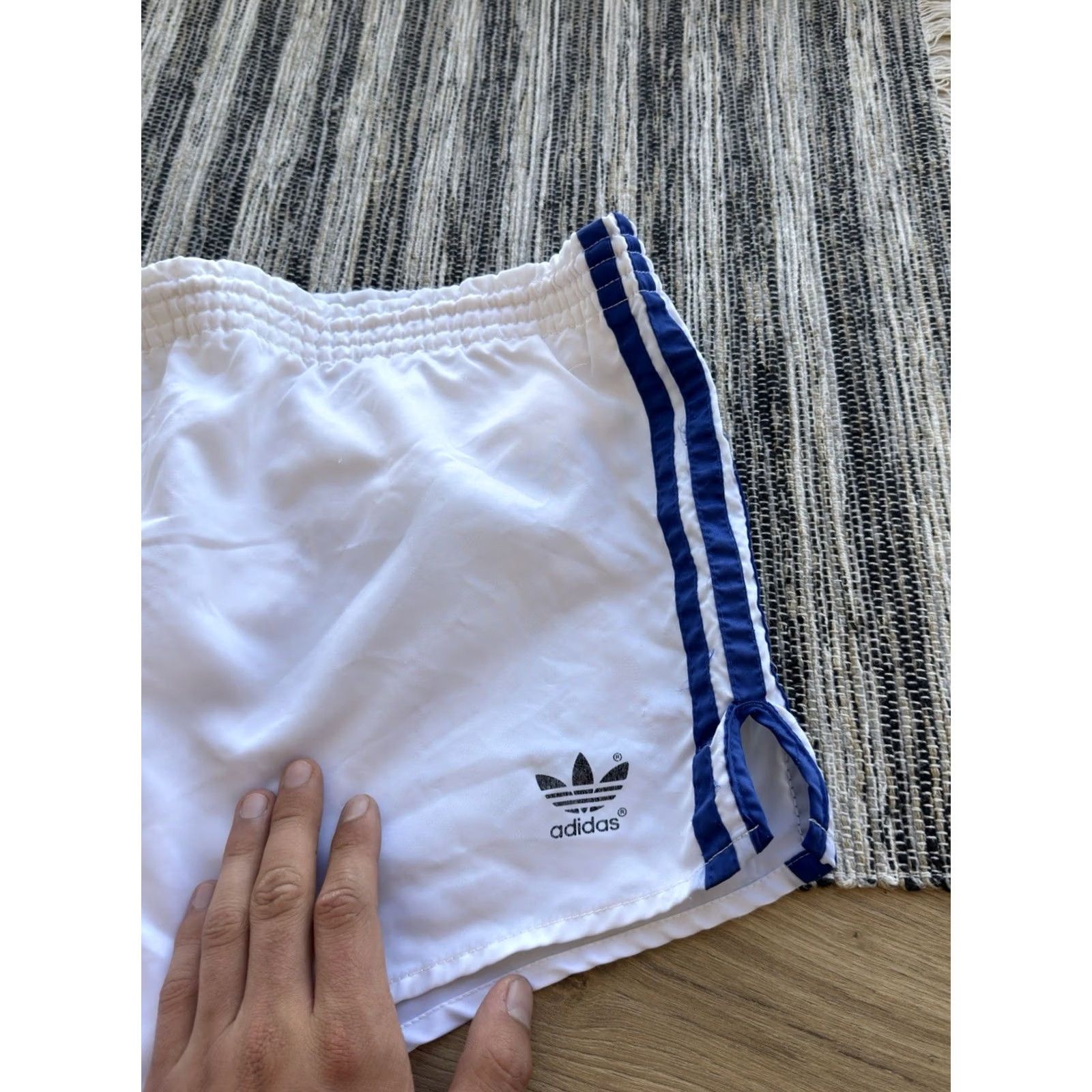 Adidas VINTAGE Adidas Athletic Vest Shirt 80s Nylon White Men L Size US 33 - 2 Thumbnail
