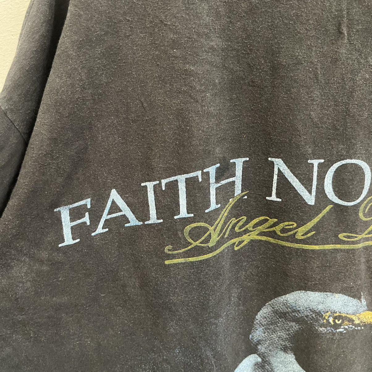 Band Tees 🔥Distressed Vintage 90s Faith No More Angel Dust Band Tees Size US XL / EU 56 / 4 - 19 Thumbnail