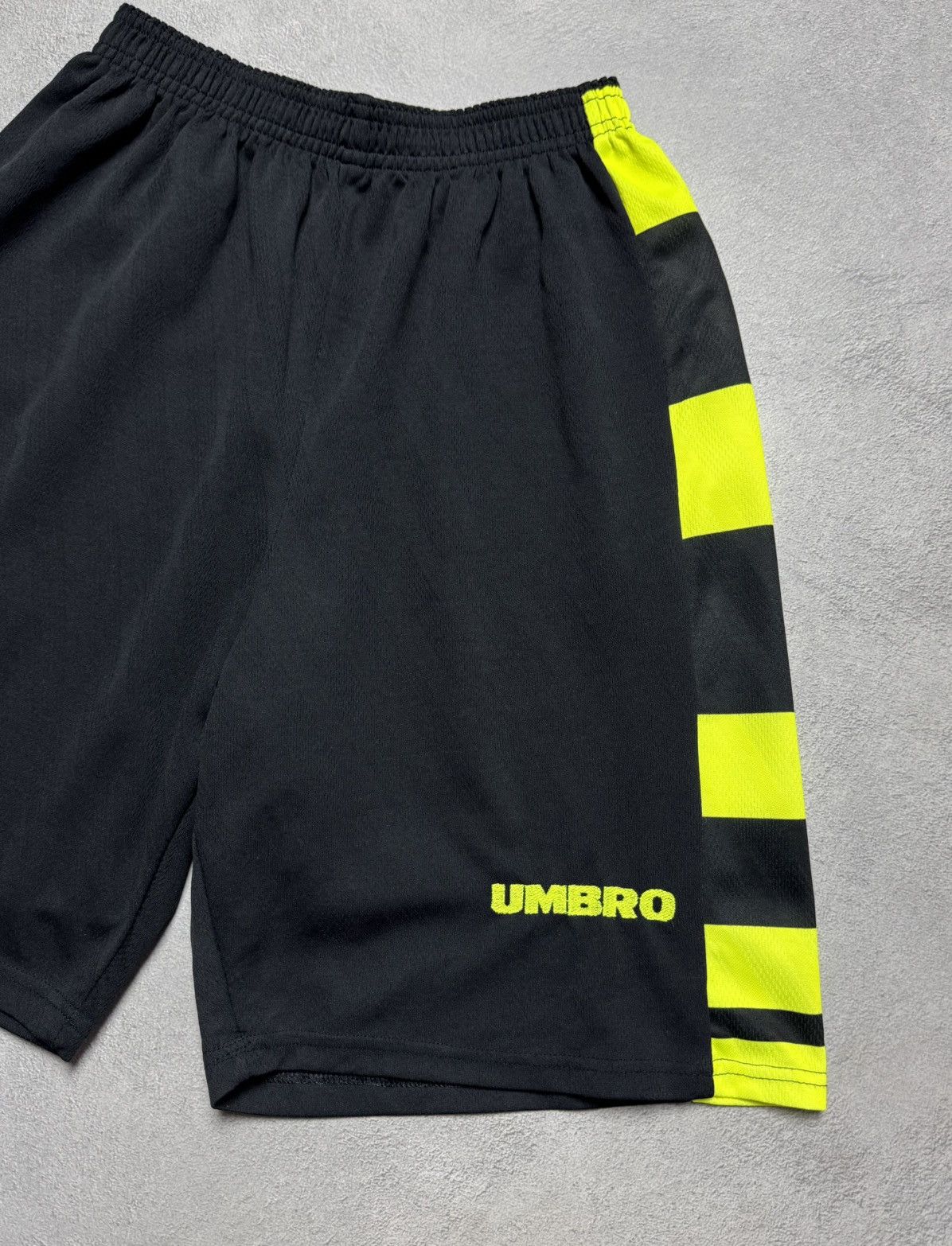 Umbro Celtic 1996 1997 Away Football Soccer Shorts Umbro Vintage Size US 32 / EU 48 - 6 Thumbnail
