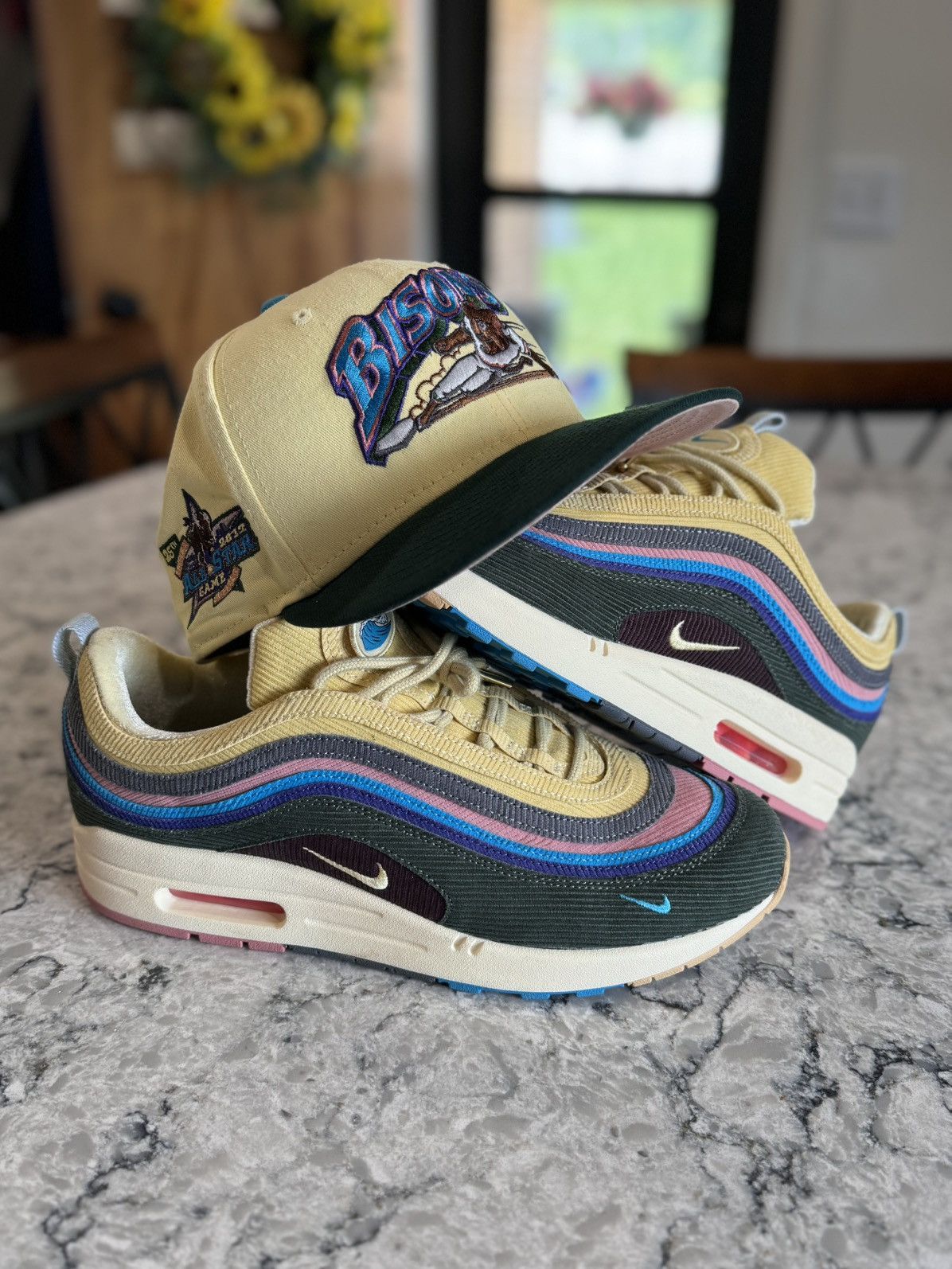 New Era RARE Sean Wotherspoon “Bisons” Fitted Size 32 - 5 Thumbnail