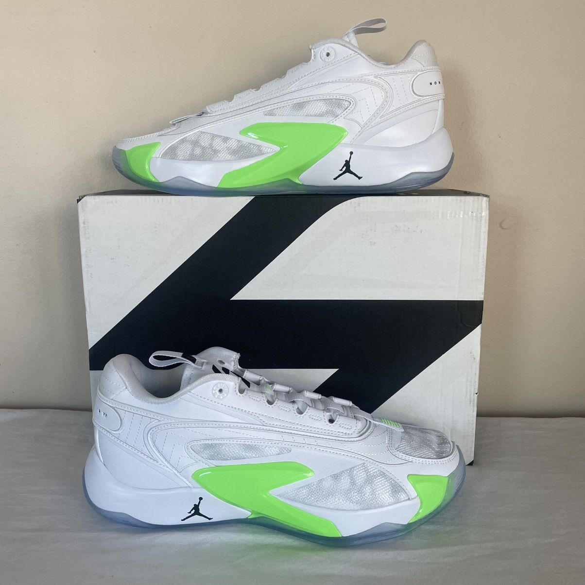Jordan Brand × Nike Jordan Luka 2 Trick Shot Mens US Size 9.5 DX8733-103 Size US 9.5 / EU 42-43 - 1 Thumbnail