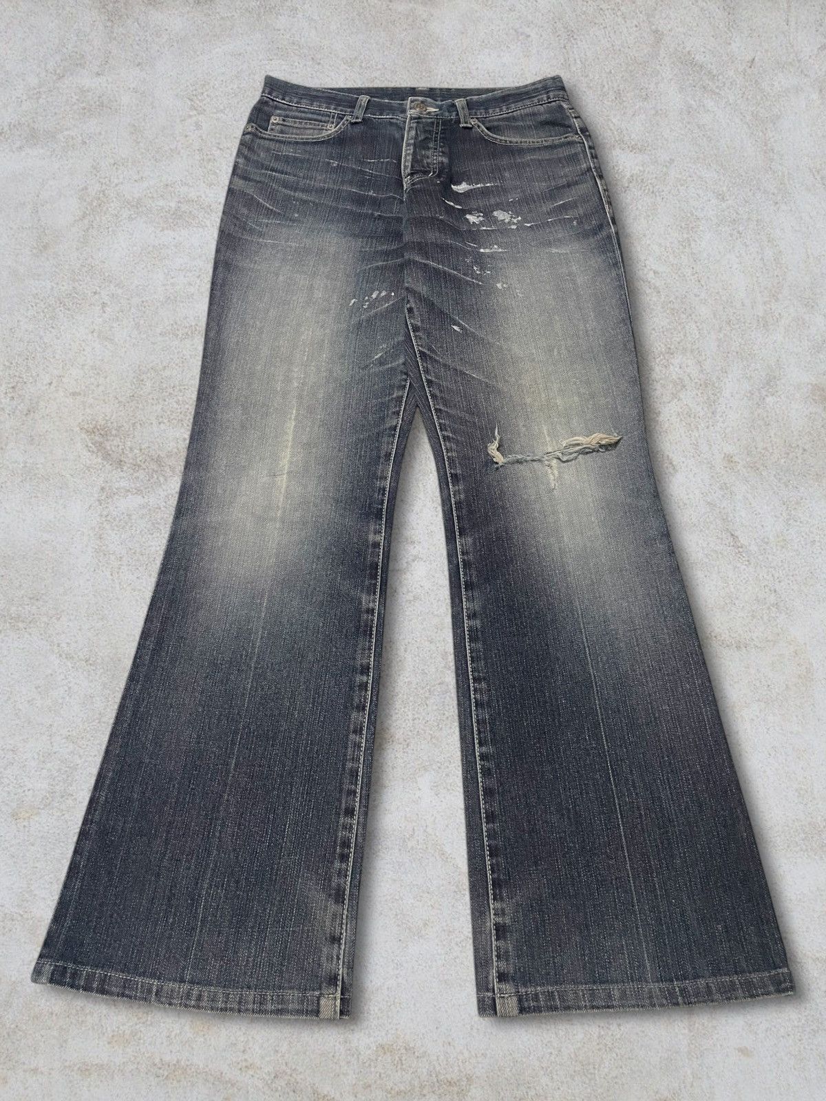 Tornado Mart Vintage Tornado Mart Paint Splatter Button Fly Bootcut Jeans Size US 30 / EU 46 - 2 Thumbnail