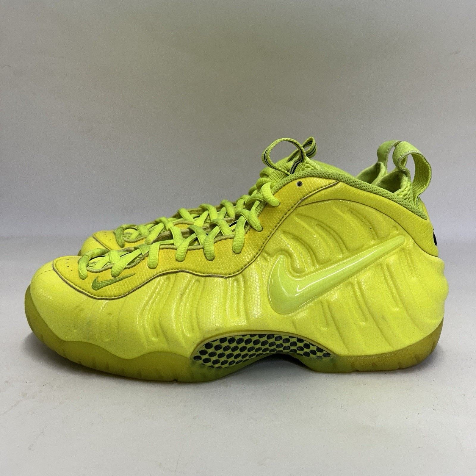 Nike Nike Foamposite Pro “Volt/Neon Green” 624041-700 Size US 11.5 / EU 44-45 - 6 Thumbnail