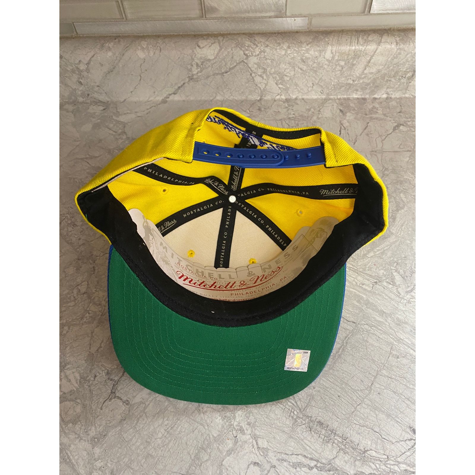 Mitchell & Ness NWOT Denver Nuggets Retro Logo Mitchell & Ness Snapback Hat Size ONE SIZE - 7 Thumbnail
