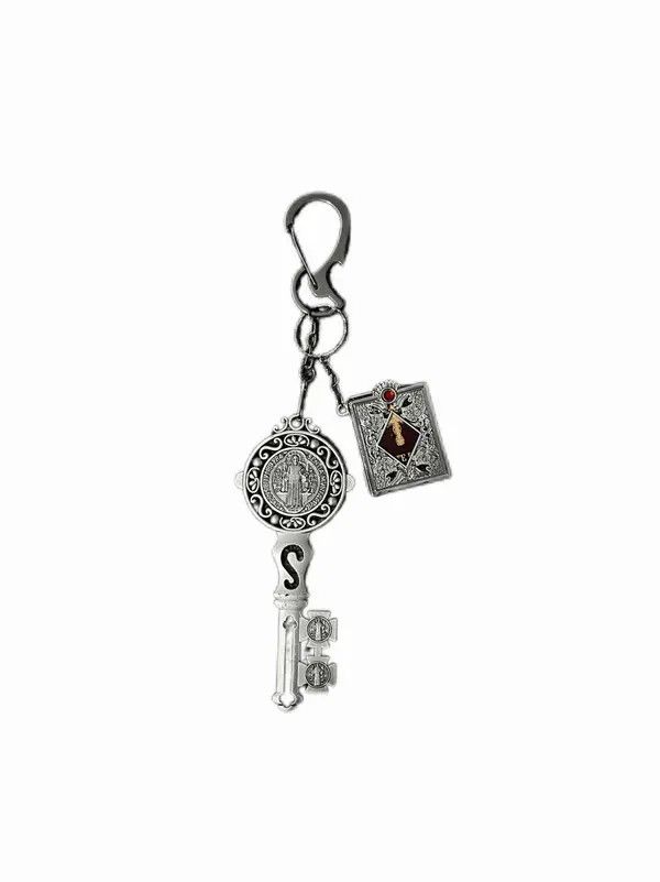 Jewelry Vintage Inspired Keyring - Ornate Key & Medallion Charm Size ONE SIZE - 8 Thumbnail