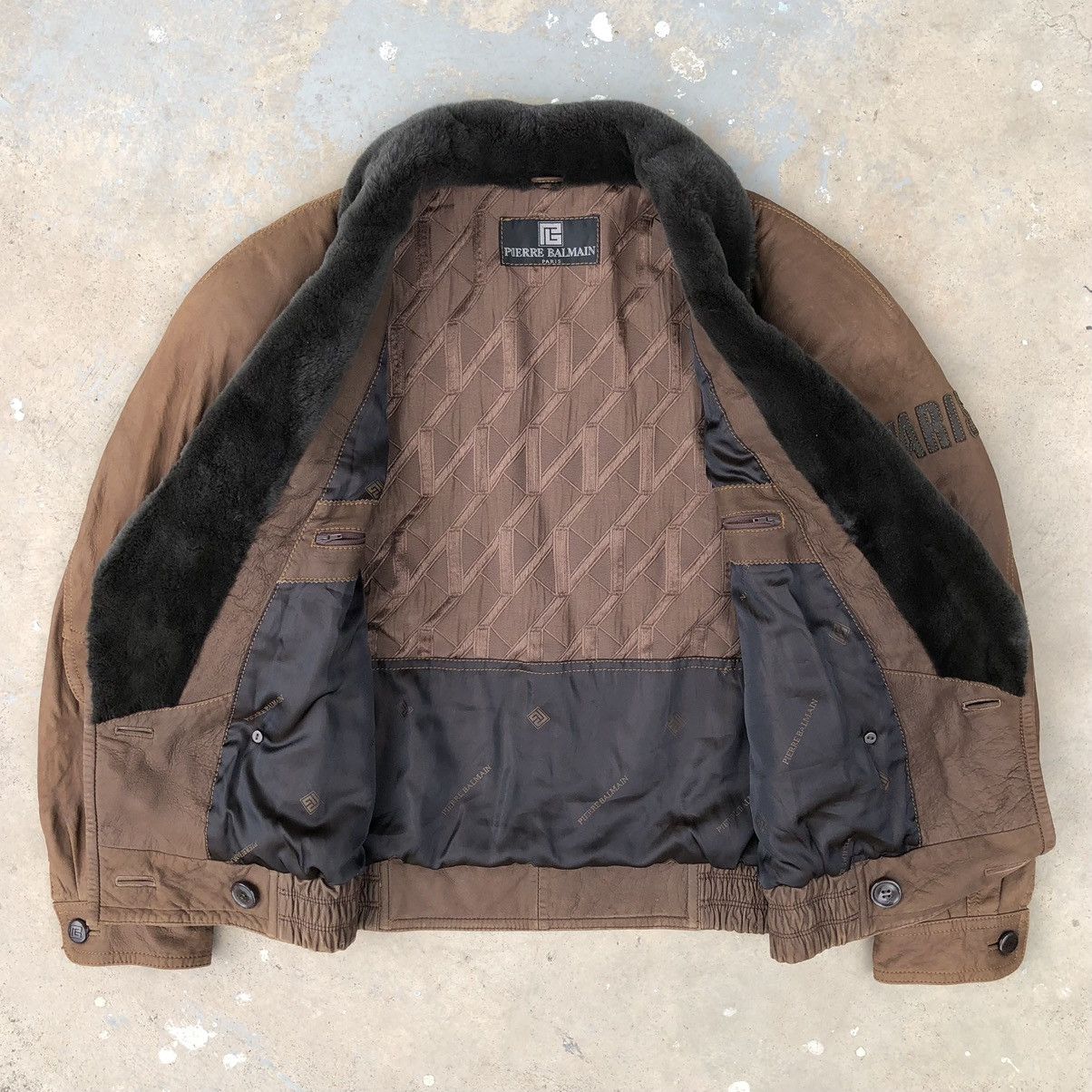 Pierre Balmain VTG Pierre Balmain Paris Leather Fur Collar Bomber Jacket Size US L / EU 52-54 / 3 - 11 Thumbnail