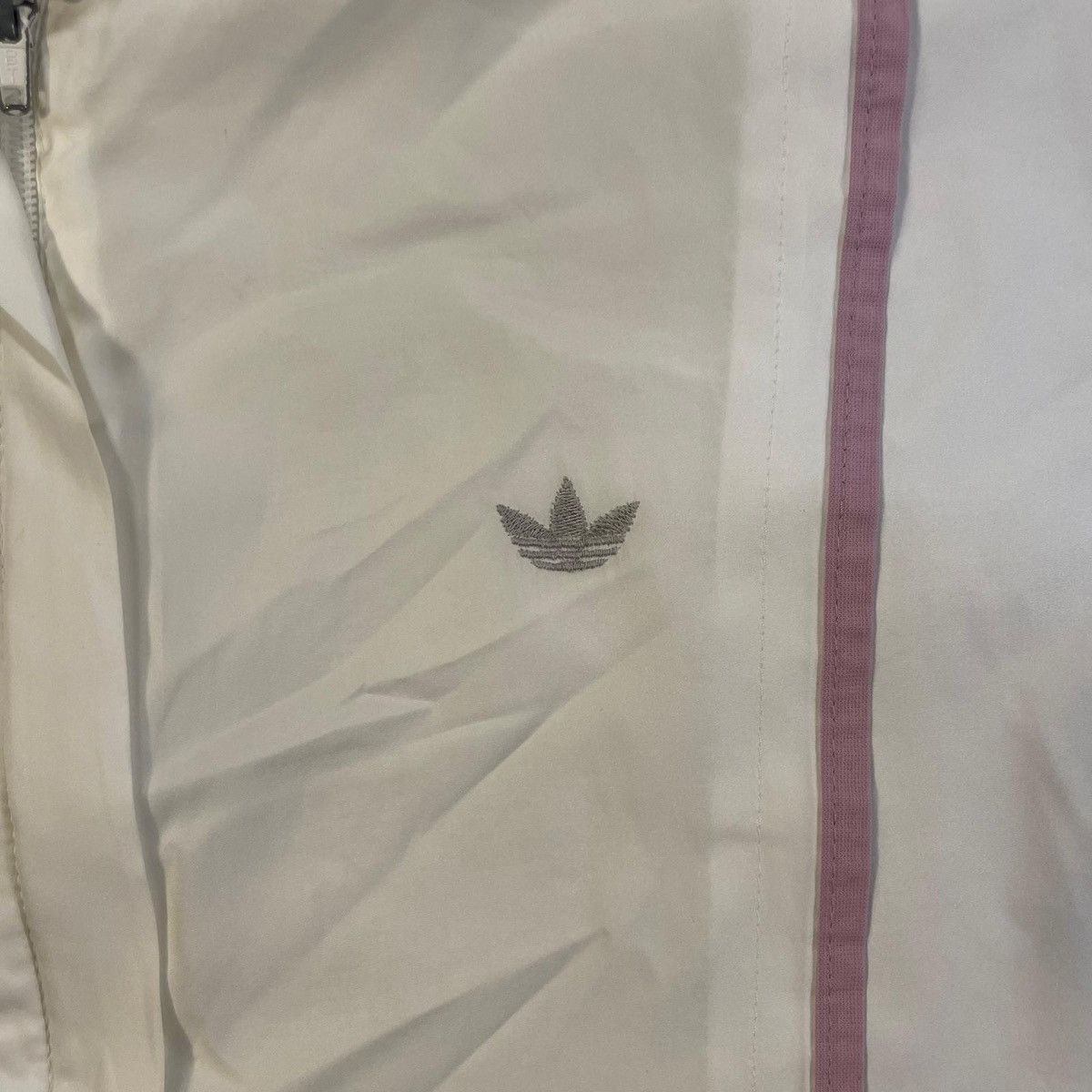 Adidas White Adidas windbreaker with pink and blue stripes 90s retr Size US L / EU 52-54 / 3 - 5 Thumbnail