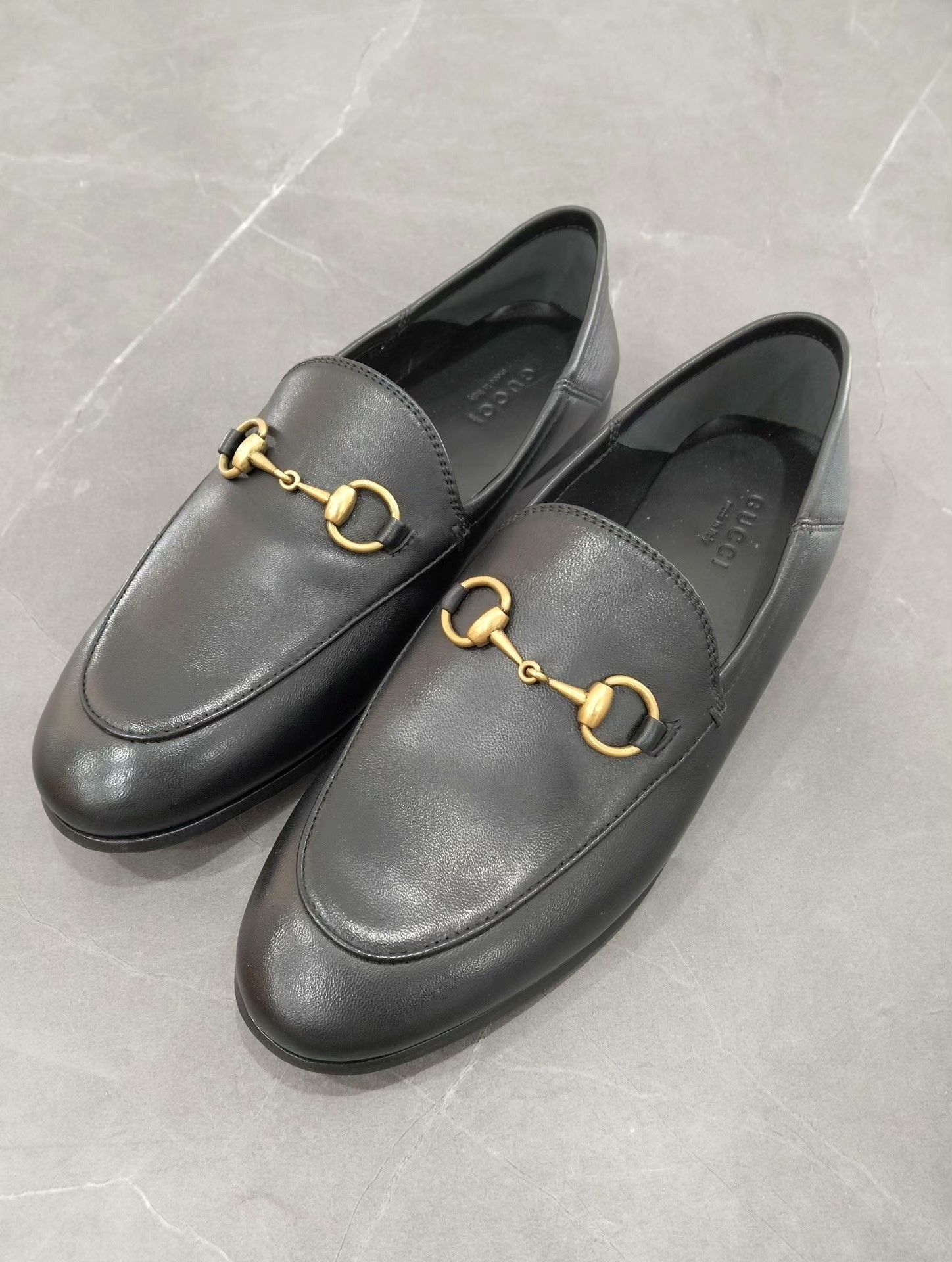 Gucci Gucci Black Leather Horsebit Loafers Size US 4.5 / IT 34.5 - 1 Thumbnail