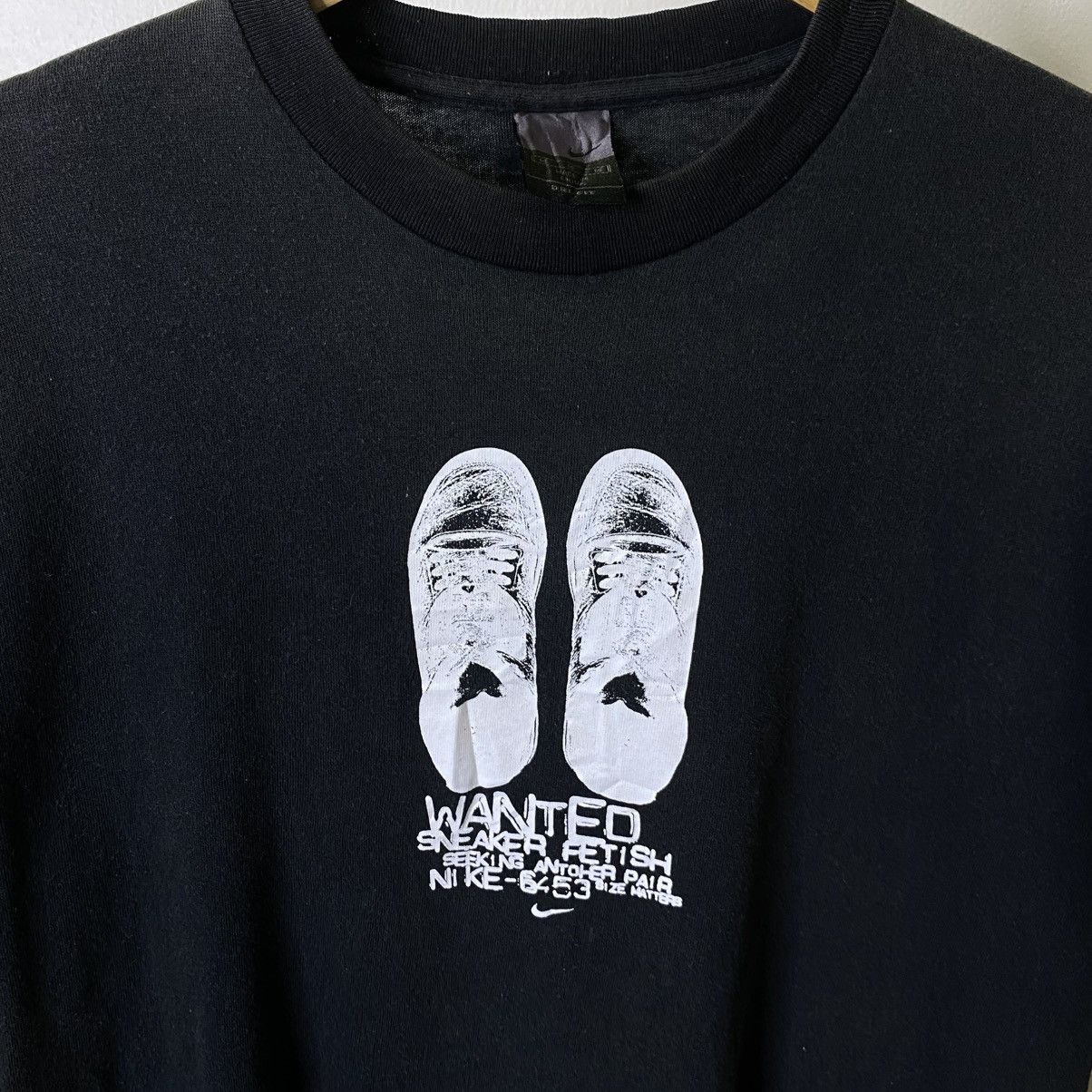 Nike Vintage 2000s Nike Sneakers Fetish Faded Black T Shirt Size US L / EU 52-54 / 3 - 2 Thumbnail