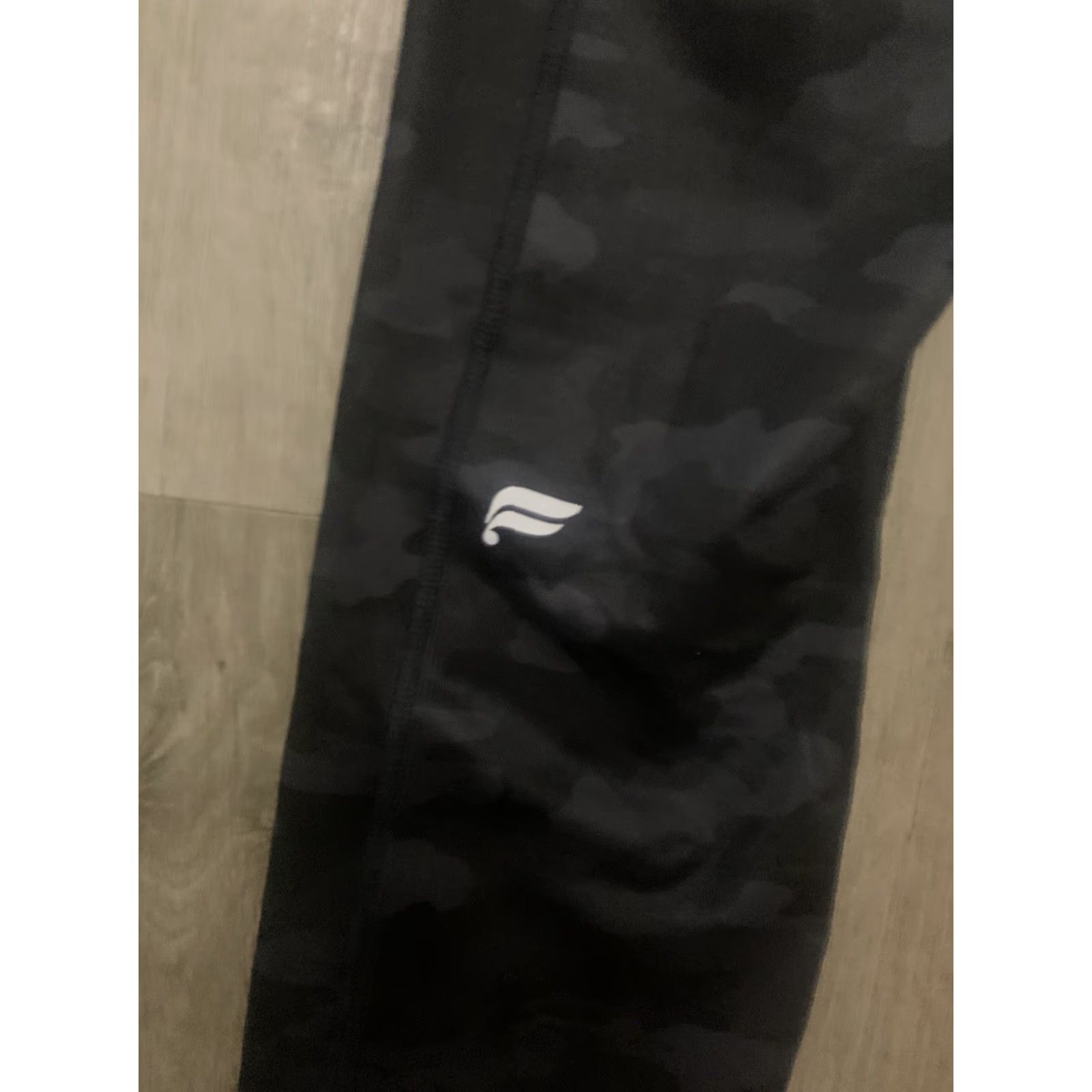 Fabletics Fabletics Womens Leggings On The Go Power Hold Camo High Waisted Size S NWT Size 28" / US 6 / IT 42 - 6 Thumbnail