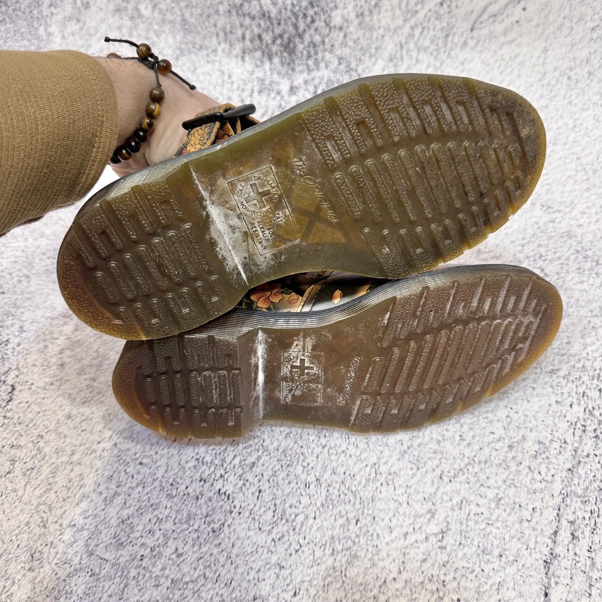 Dr. Martens Dr. Martens Polley Mary Jane Japanese Tatoo UK3 EU36 Size US 6 / IT 36 - 10 Thumbnail