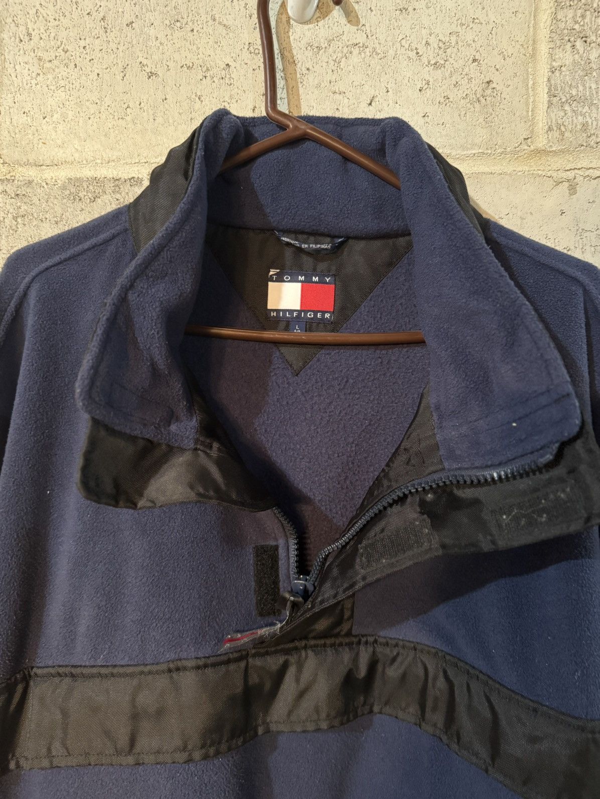 Tommy Hilfiger × Vintage 2000s Vintage Tommy Hilfiger Sherpa Jacket Size US L / EU 52-54 / 3 - 2 Thumbnail