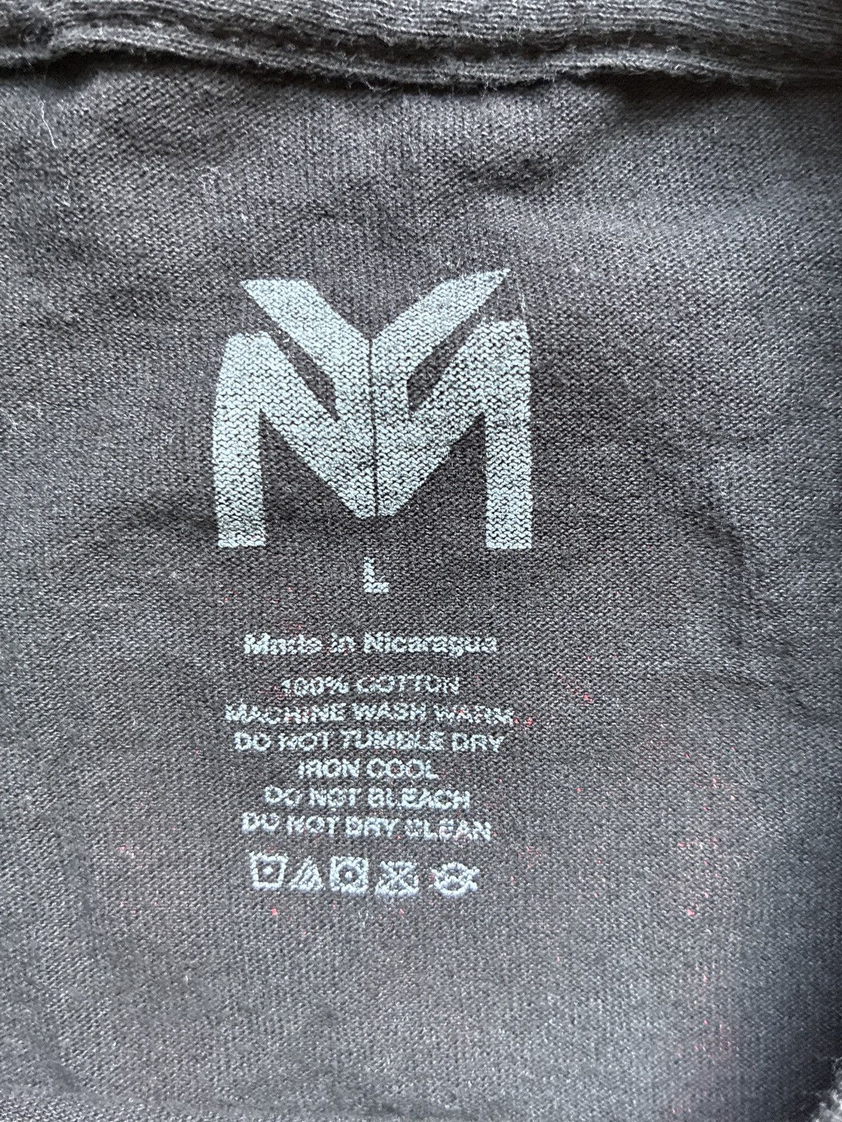 Drake × Lil Wayne × October's Very Own Drake OVO x Lil Wayne x Young Money Tour Tee Sz L Size US L / EU 52-54 / 3 - 9 Thumbnail