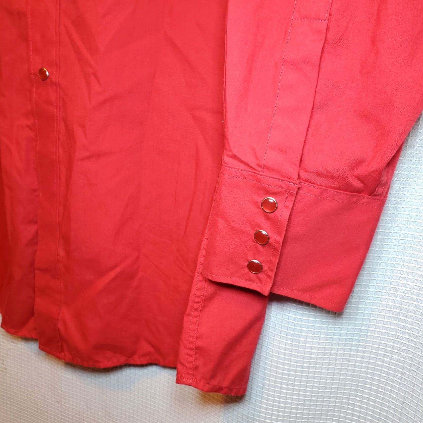 Vintage VINTAGE White Horse Shirt Mens L Red Ranch Western Button Down Size Pearl Snap Cowboy Size US L / EU 52-54 / 3 - 5 Thumbnail