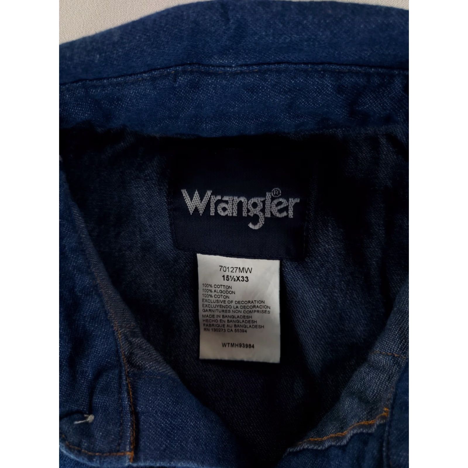 Wrangler Wrangler Shirt Denim Pearl Snap Button Up Blue Mens Large 15.5x33 Long Sleeve Regular Size L Beaded? Size US L / EU 52-54 / 3 - 2 Thumbnail