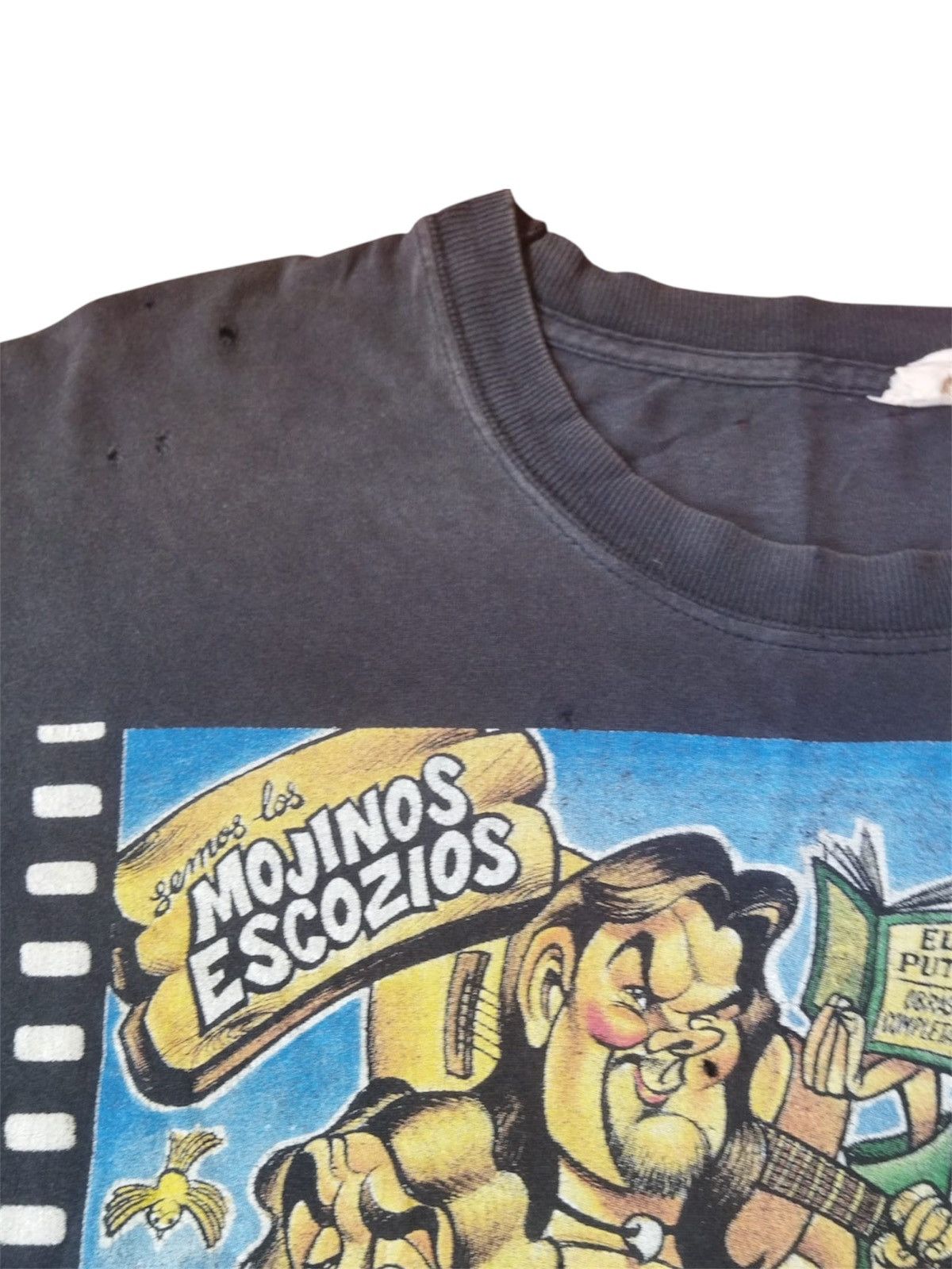 Band Tees Vintage Comedy Band Mojinos Escozios Tee Size US XL / EU 56 / 4 - 3 Thumbnail