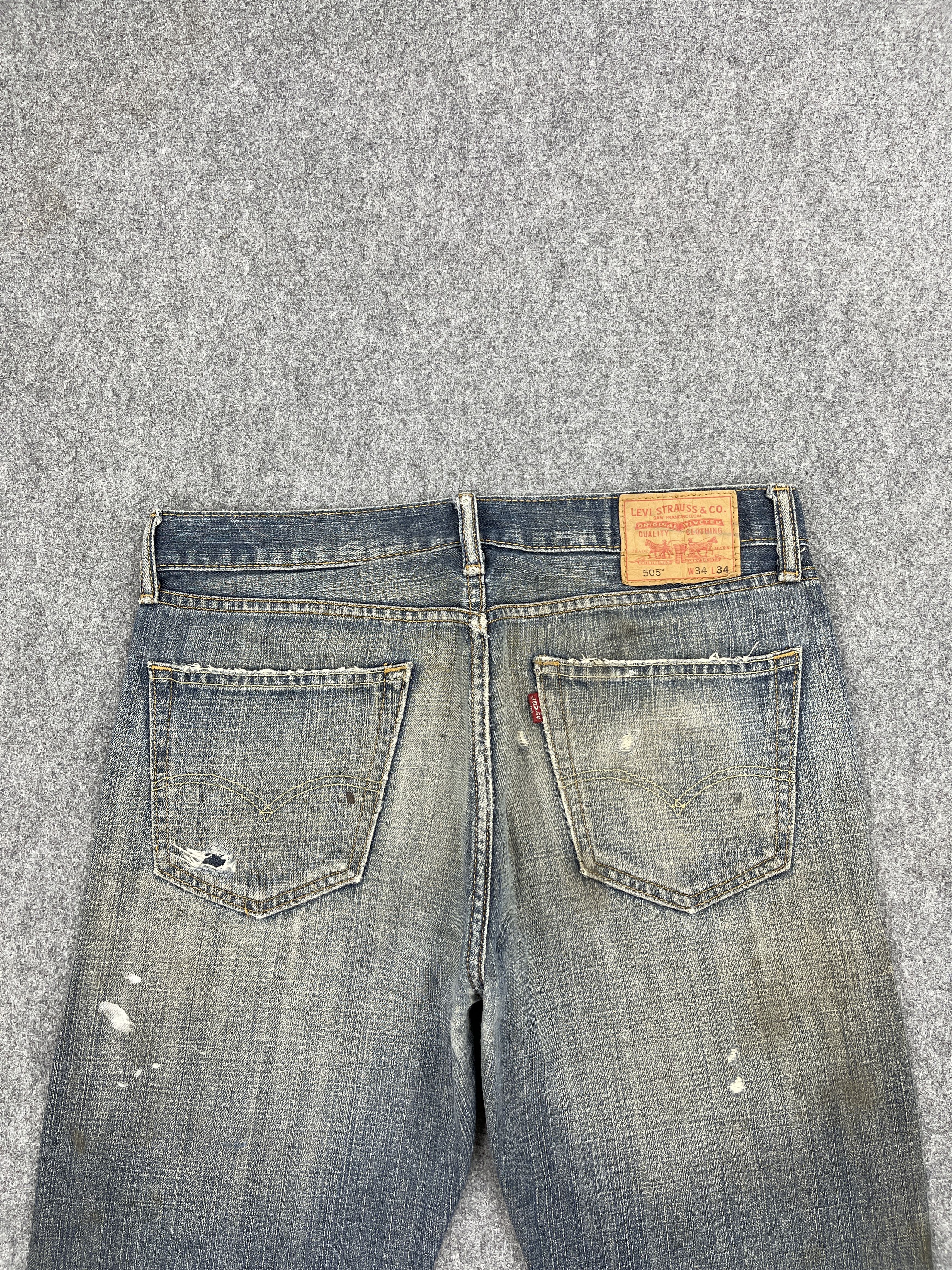 Levi's × Vintage Distressed Faded Blue Vintage Levis 505 Jeans DP2563 Size US 33 - 4 Thumbnail