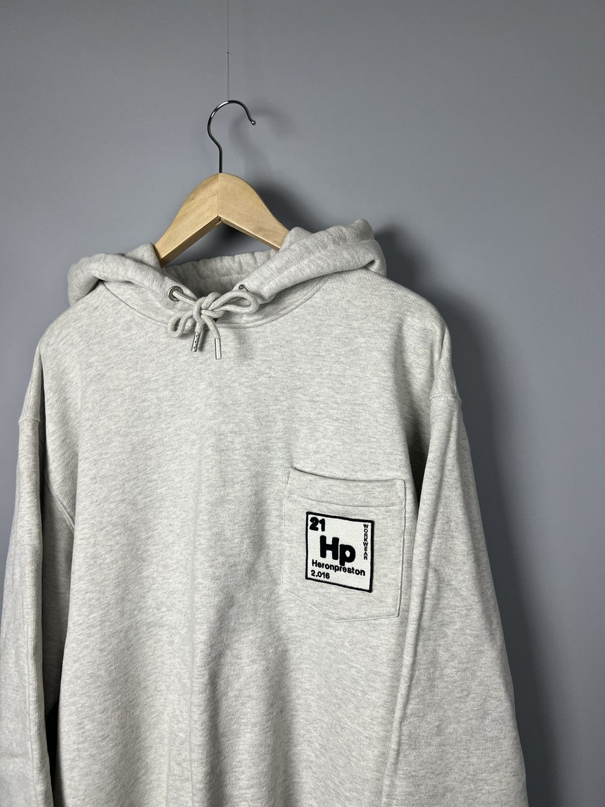 Heron Preston (M) Heron Preston Periodic Pocket Hoodie Grey authentic RARE Size US M / EU 48-50 / 2 - 2 Thumbnail