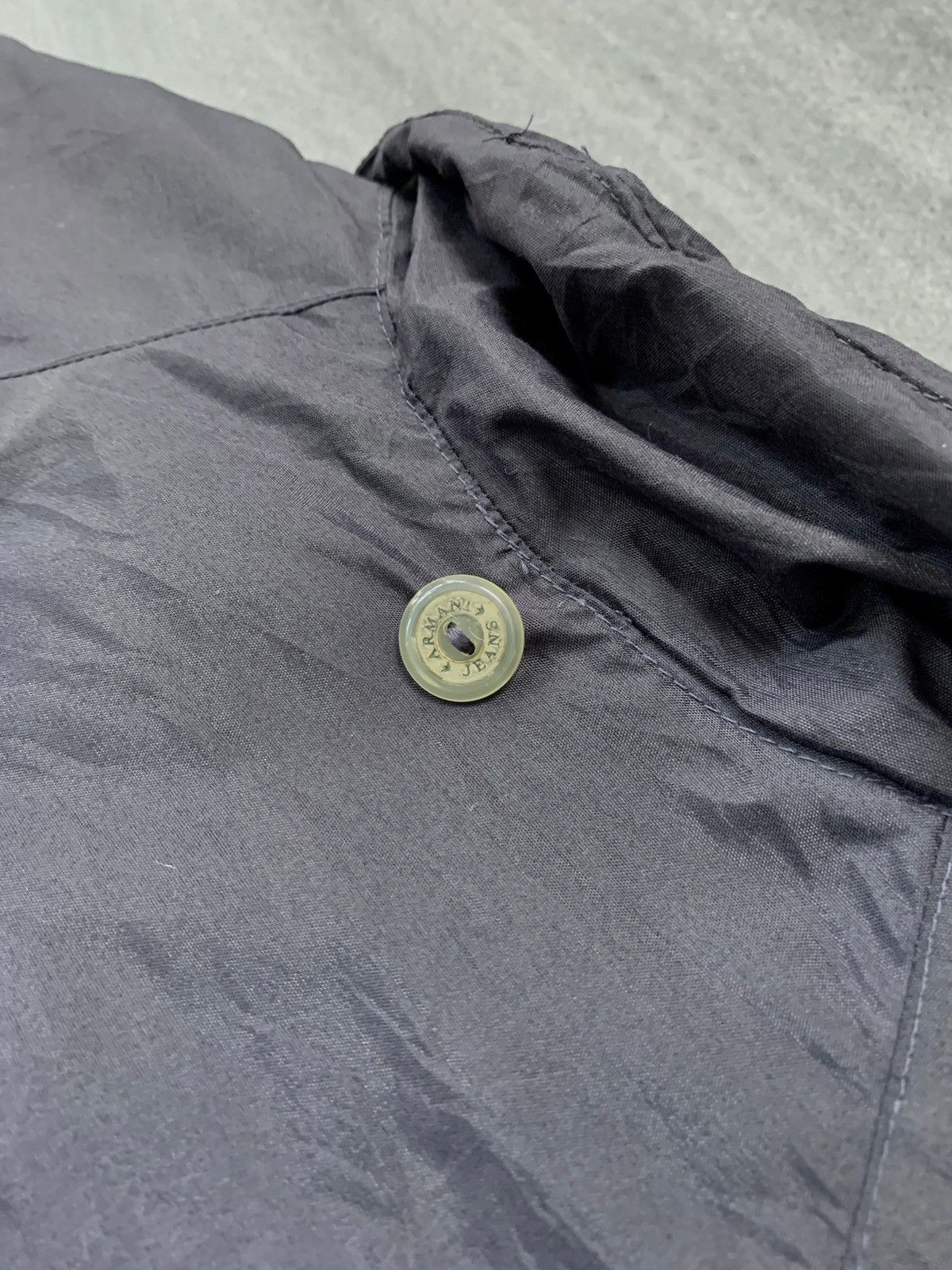 Armani Vintage Cropped Puffer Jacket Size US S / EU 44-46 / 1 - 10 Thumbnail