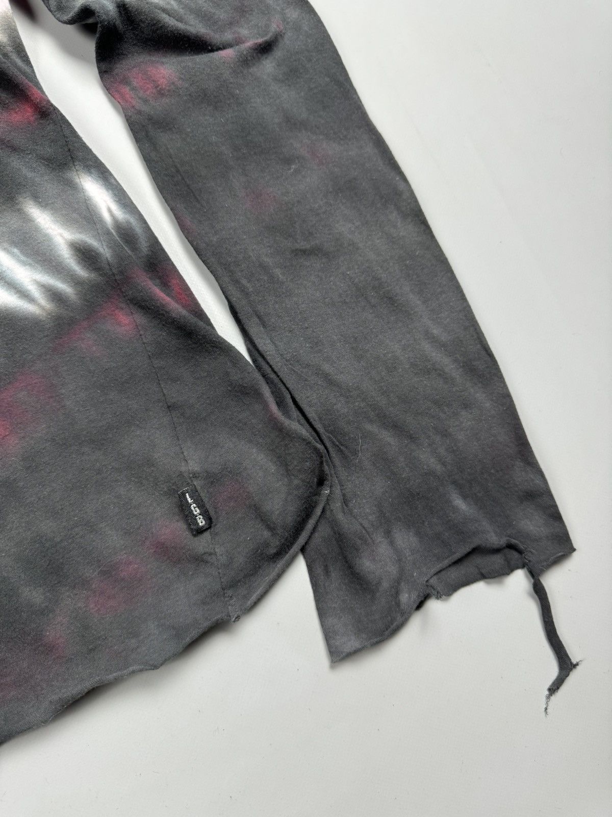 Le Grande Bleu (L.G.B.) L.G.B. Legran de Bleu distressed longsleeve size 3 Size US M / EU 48-50 / 2 - 7 Thumbnail