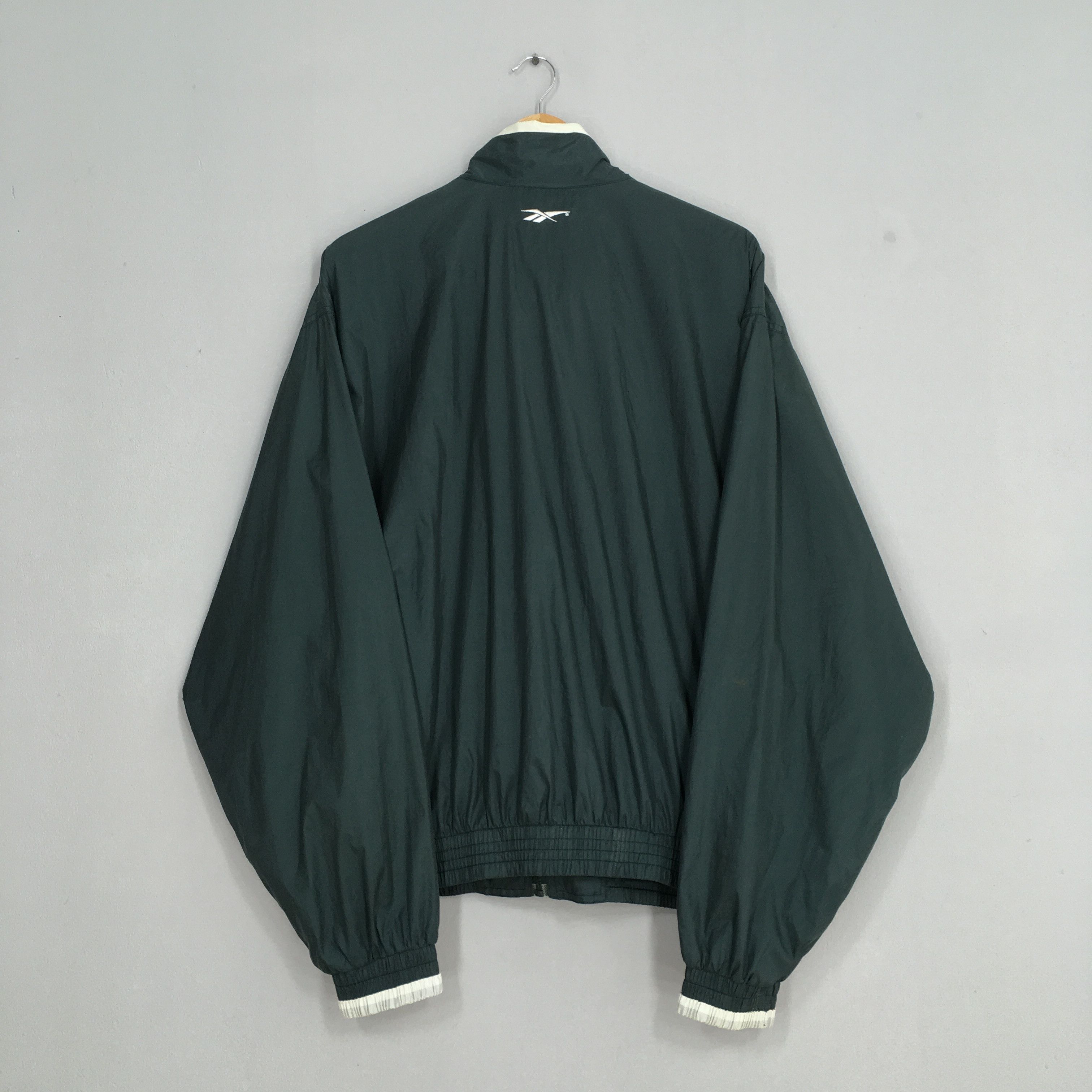 Reebok Vintage 90s Reebok Sports Windbreaker Green Jacket Large Size US L / EU 52-54 / 3 - 8 Thumbnail