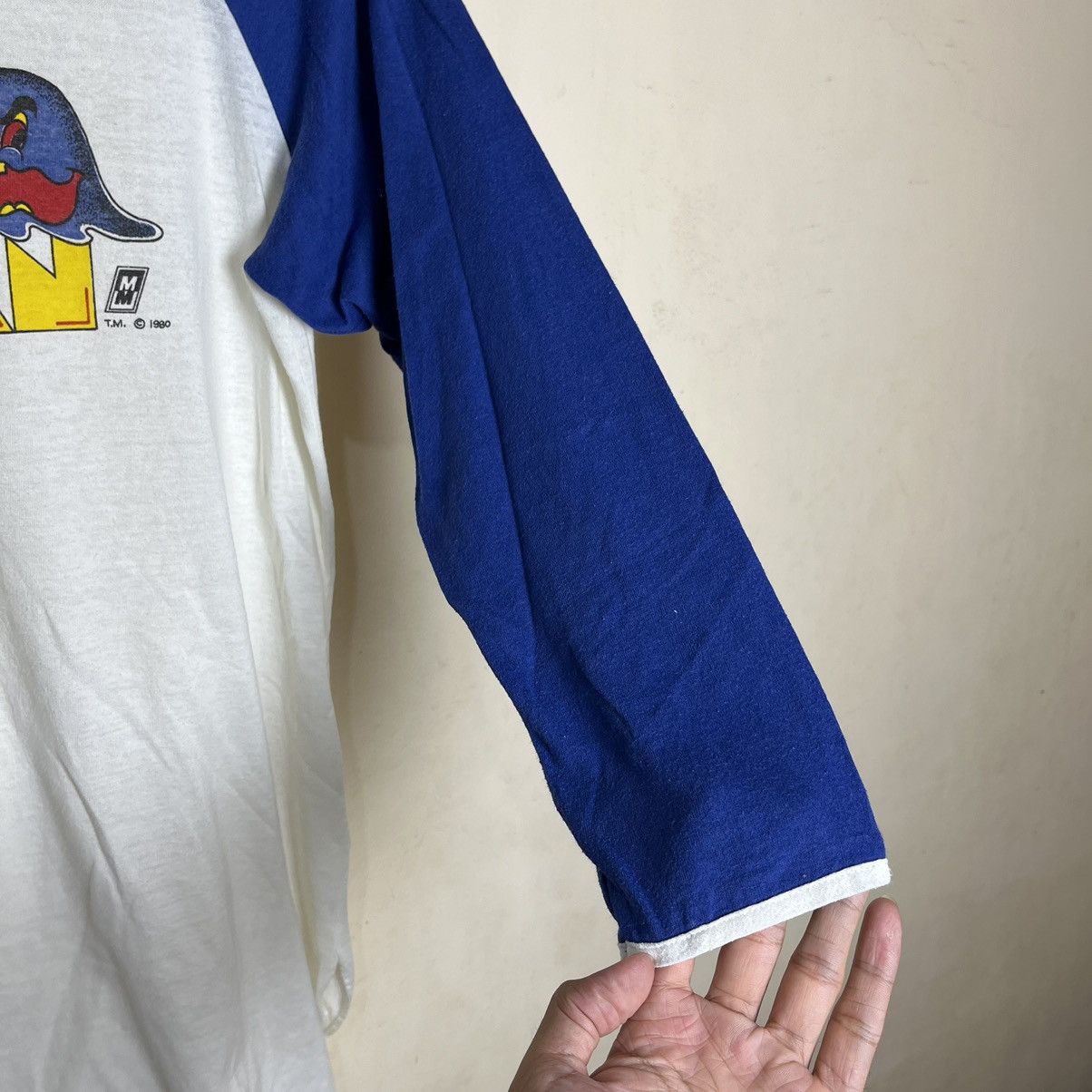 Vintage 1980's Ms. Pac-Man Video Game 3/4 Raglan Size US M / EU 48-50 / 2 - 7 Thumbnail