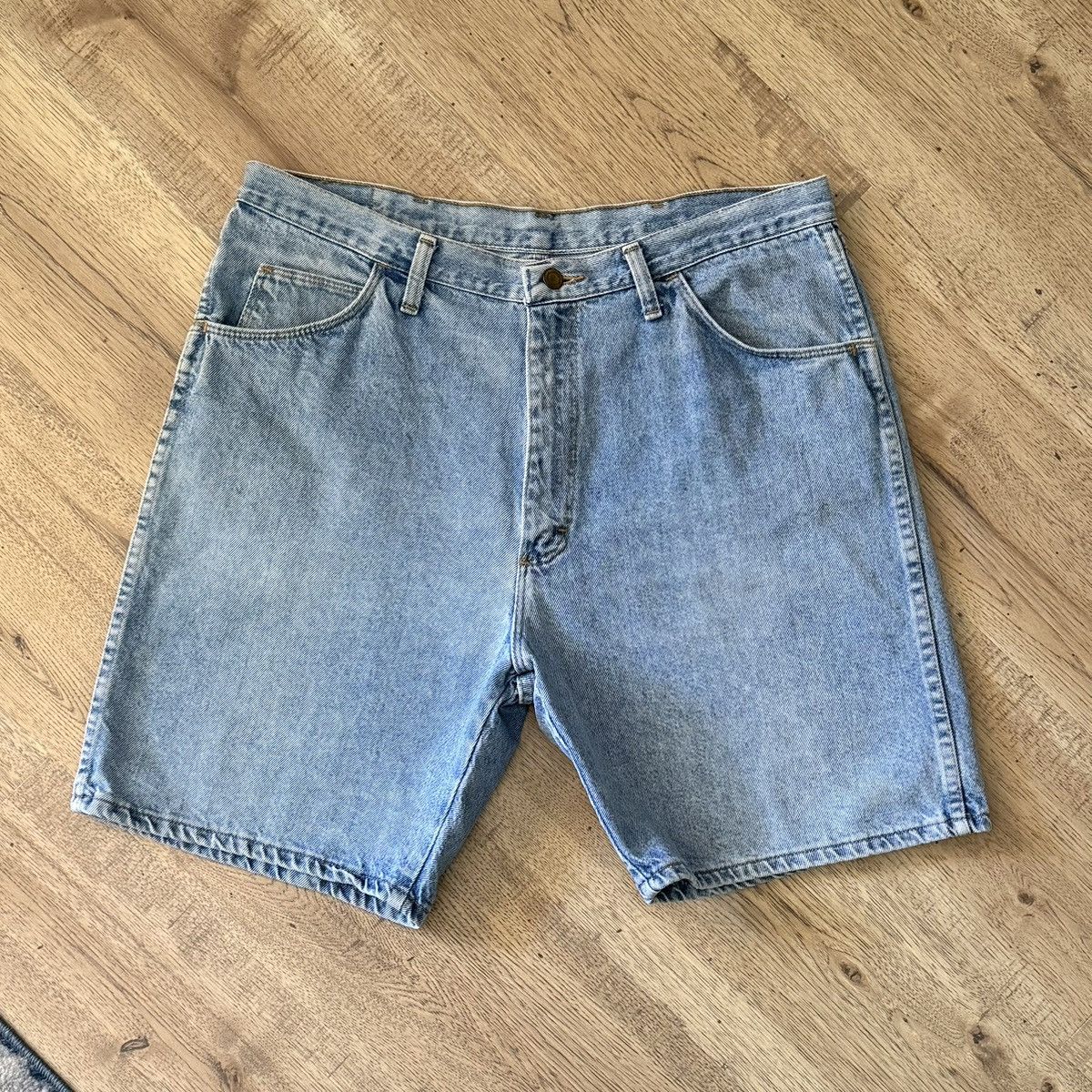 Wrangler Vintage 1990s Wrangler Denim Shorts (Jorts), Men's Size 36! Size US 36 / EU 52 - 1 Thumbnail