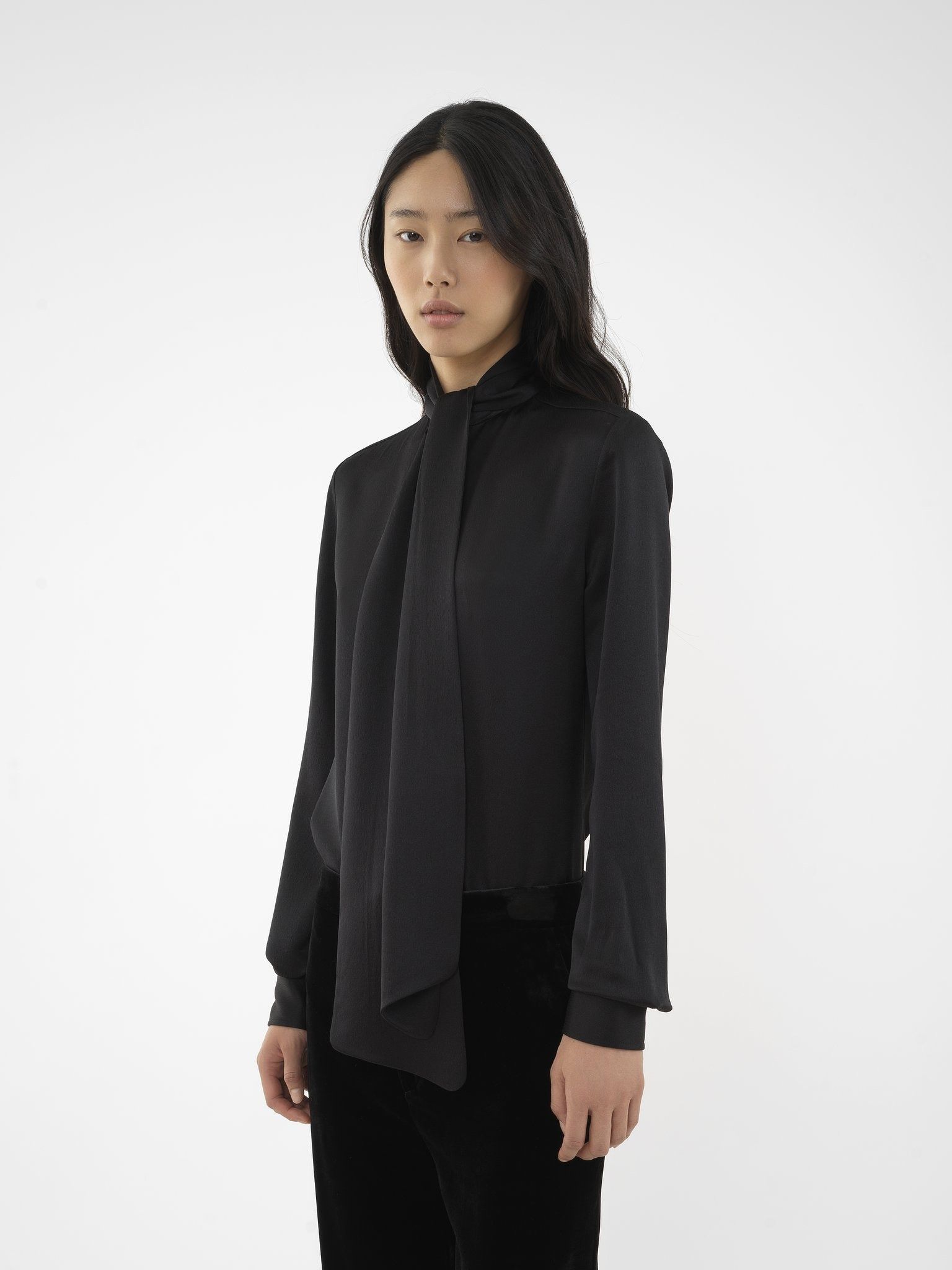 Chloe o1loc1c0325 CHC24 Blouse in Black Size L / US 10 / IT 46 - 3 Thumbnail
