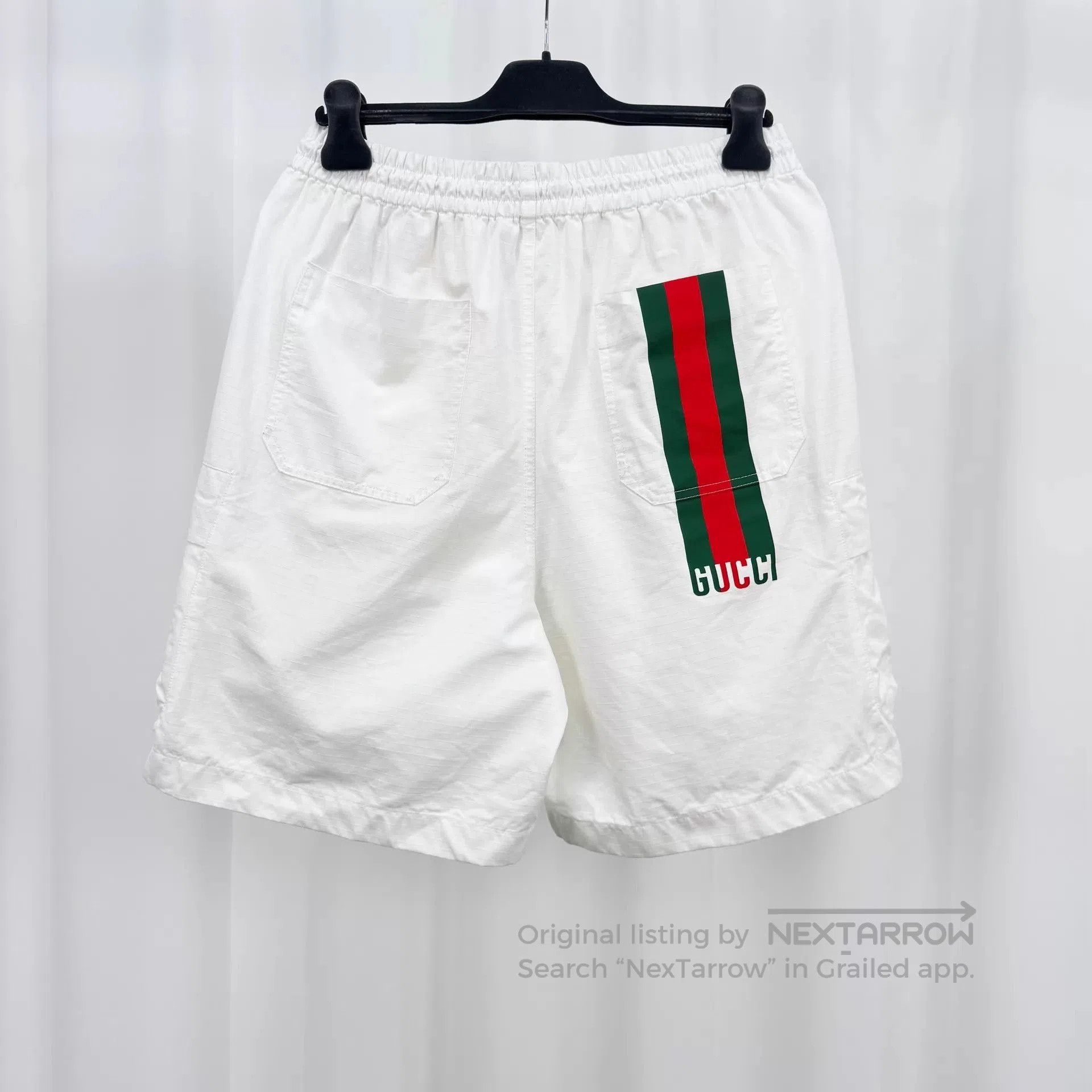 Gucci White Striped Casual Shorts with Pockets. Size US 30 / EU 46 - 1 Thumbnail