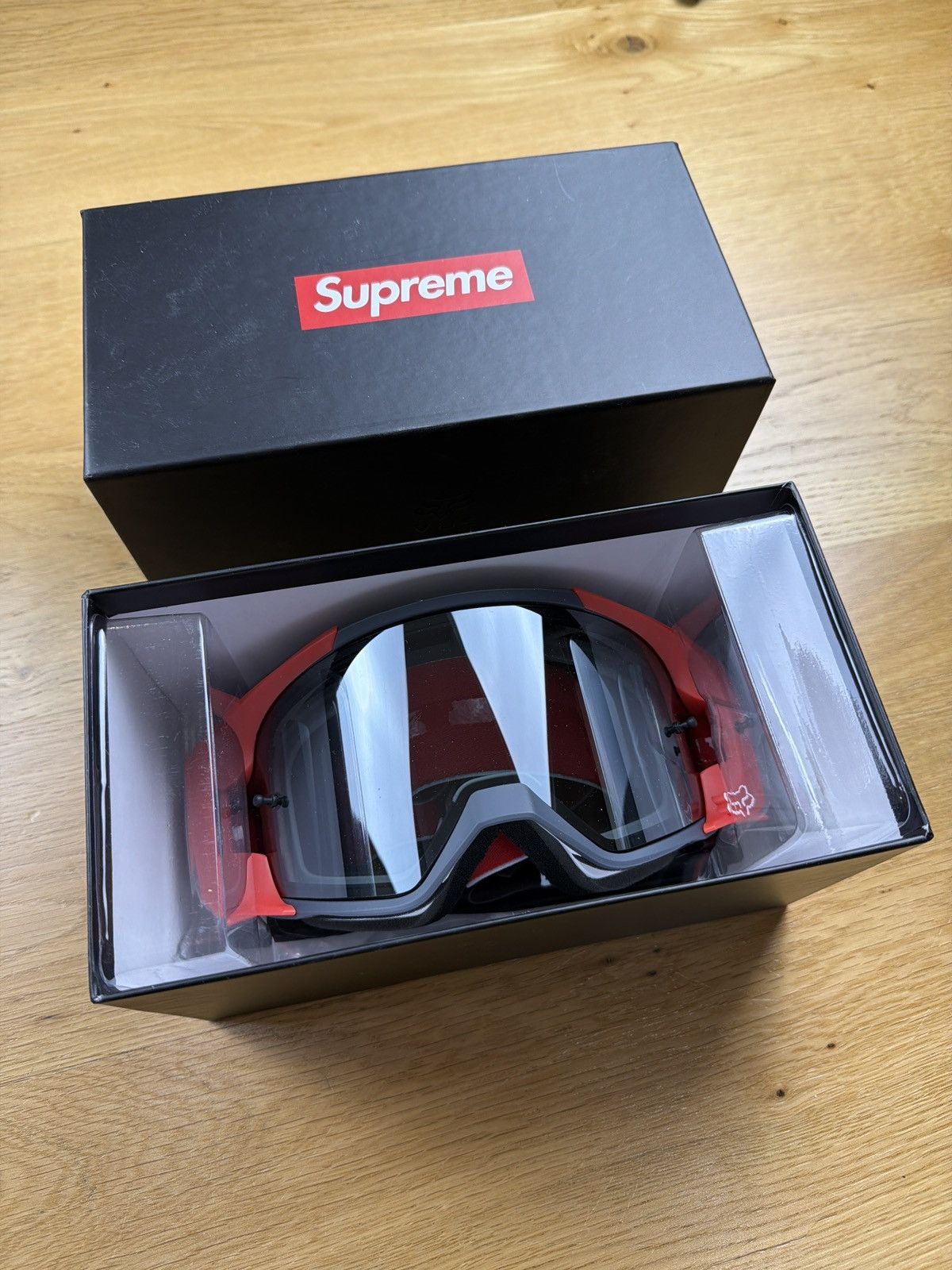 Supreme Fox VUE Goggle