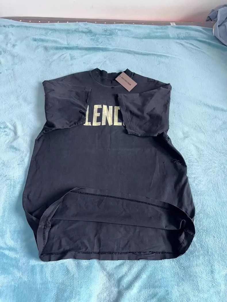 Balenciaga Balenciaga Masked paper tape tape letter printed round nec Size US XS / EU 42 / 0 - 4 Thumbnail