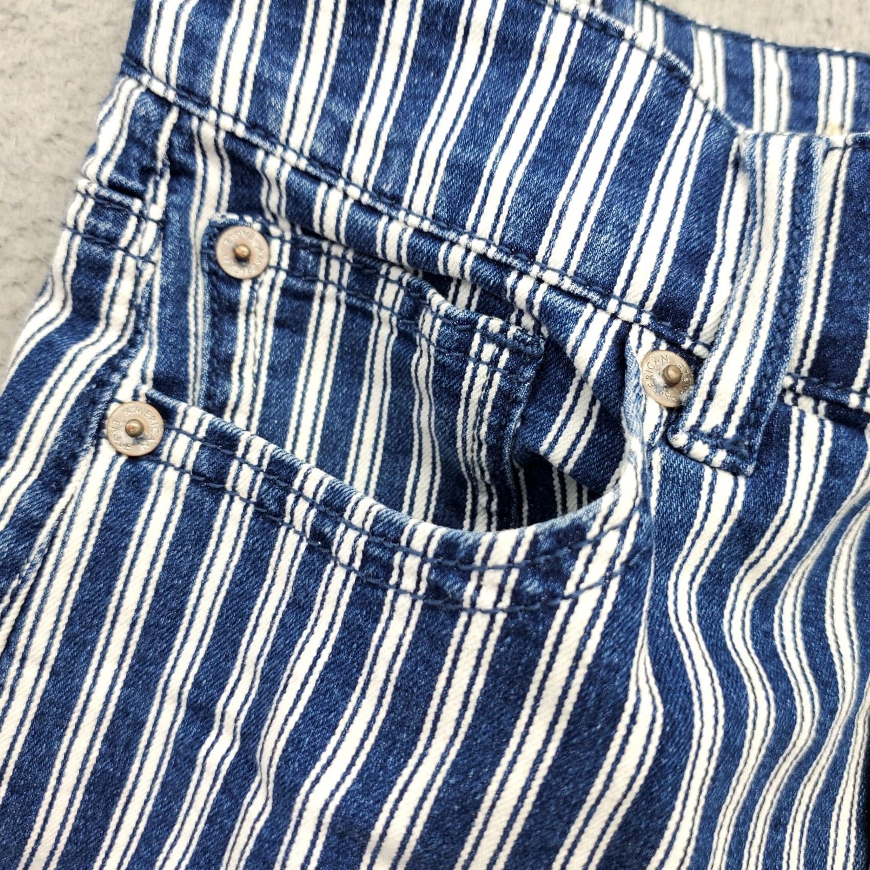 American Eagle Outfitters American Eagle Outfitters Womens Jean Shorts Multi Striped Next Level Stretch - 2 - 27 in Waist - 3.25 in Inseam - Denim - Casual Size 26" / US 2 / IT 38 - 7 Thumbnail