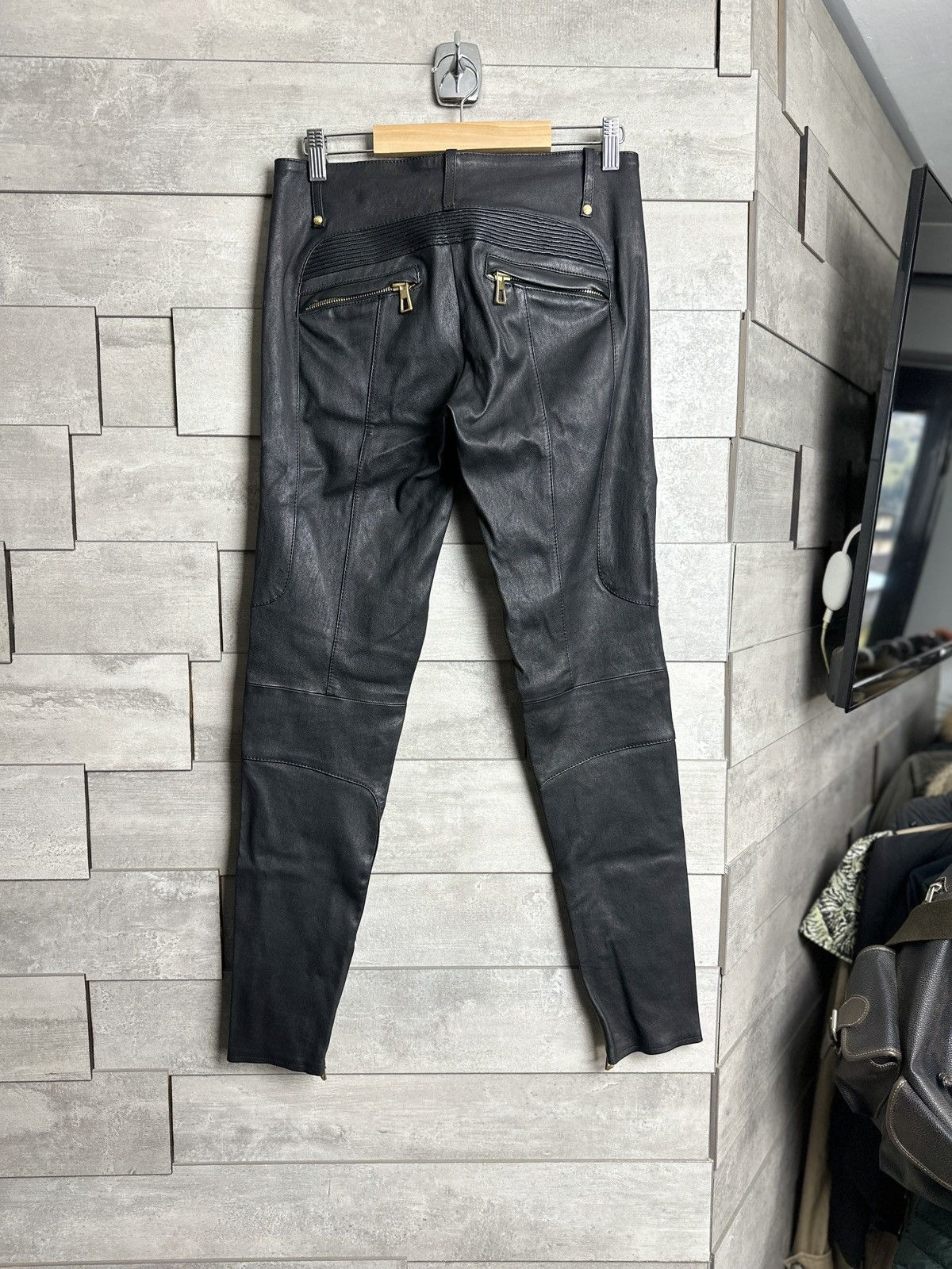 Balmain Balmain x H&M Leather biker Pants Size 25" / US 0 / IT 36 - 2 Thumbnail