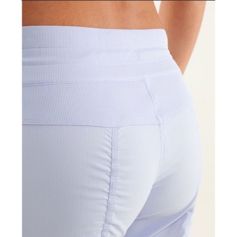 Lululemon Lululemon Studio Crop *No Liner Size 10 Cool Breeze Size 32" / US 10 / IT 46 - 9 Thumbnail
