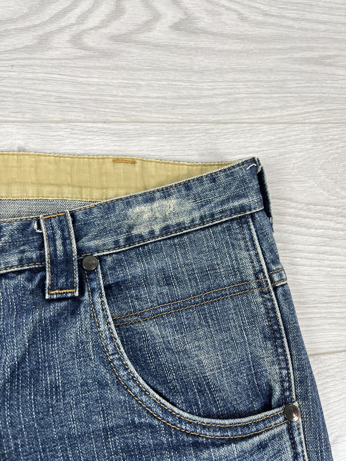Wrangler Wrangler Vintage 90s Boot Cut Distressed Denim Pants Jeans Size US 32 / EU 48 - 6 Thumbnail