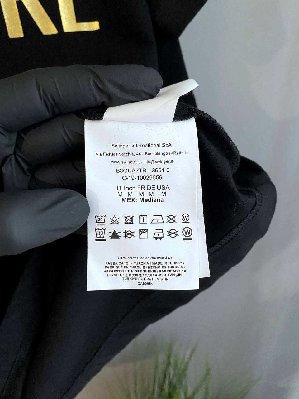 Designer × Versace Versace Jeans Couture Men’s Black T-Shirt, Size M Size US M / EU 48-50 / 2 - 9 Thumbnail