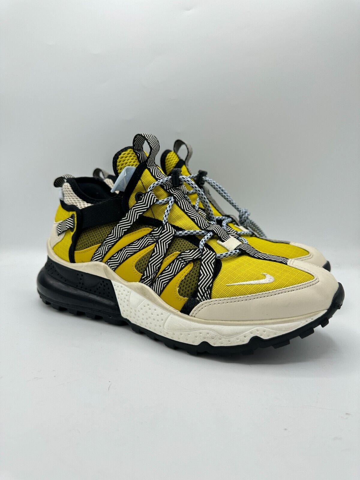 Nike 270 bowfin yellow hotsell