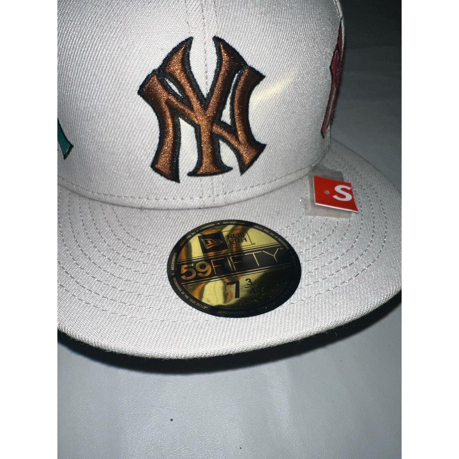 Supreme New York Yankees Kanji New Era buy Fitted Black Size 7 3/4