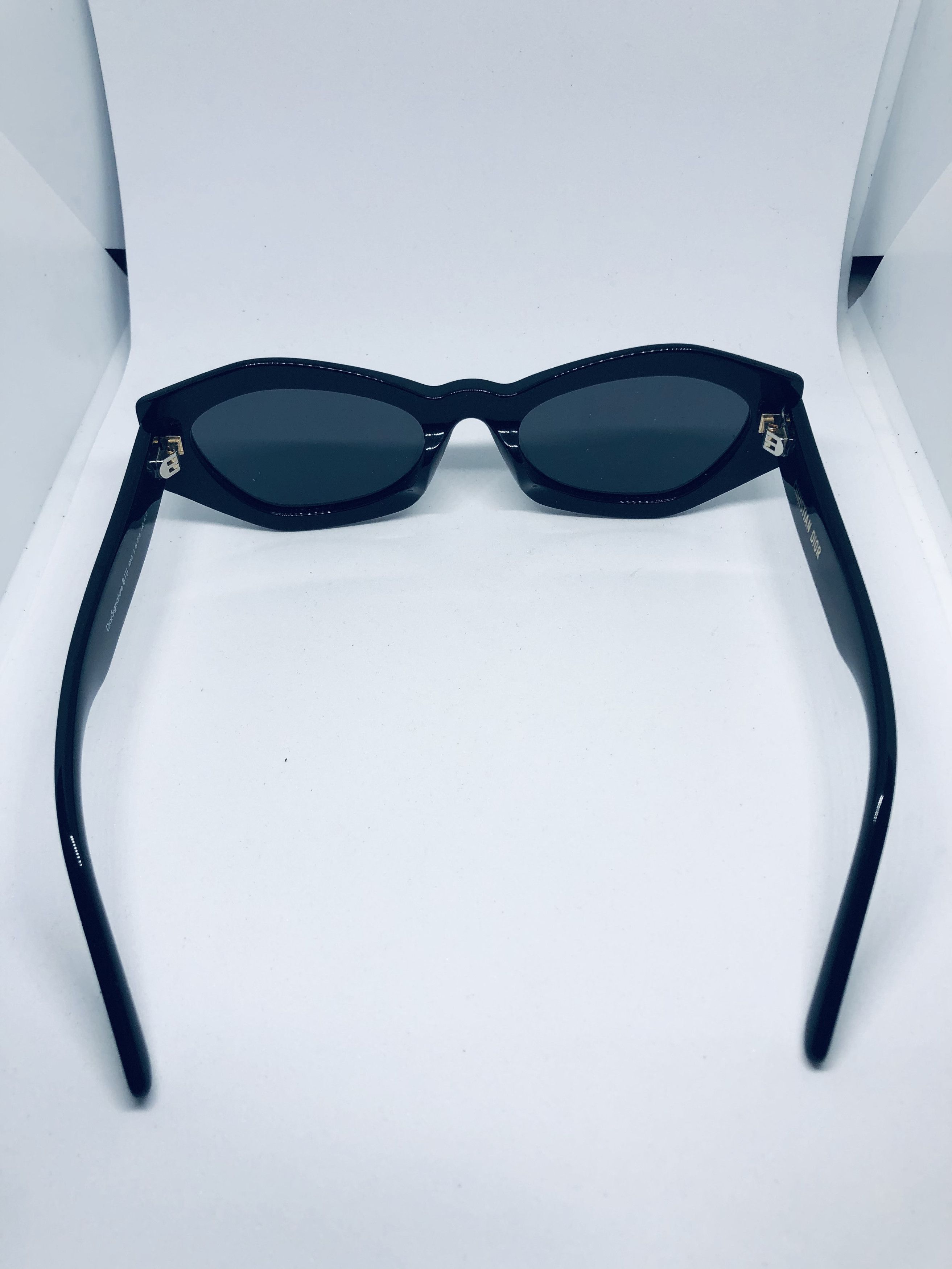 Dior Dior Signature B1U Black/Grey Butterfly Frame Women's Size ONE SIZE - 13 Thumbnail