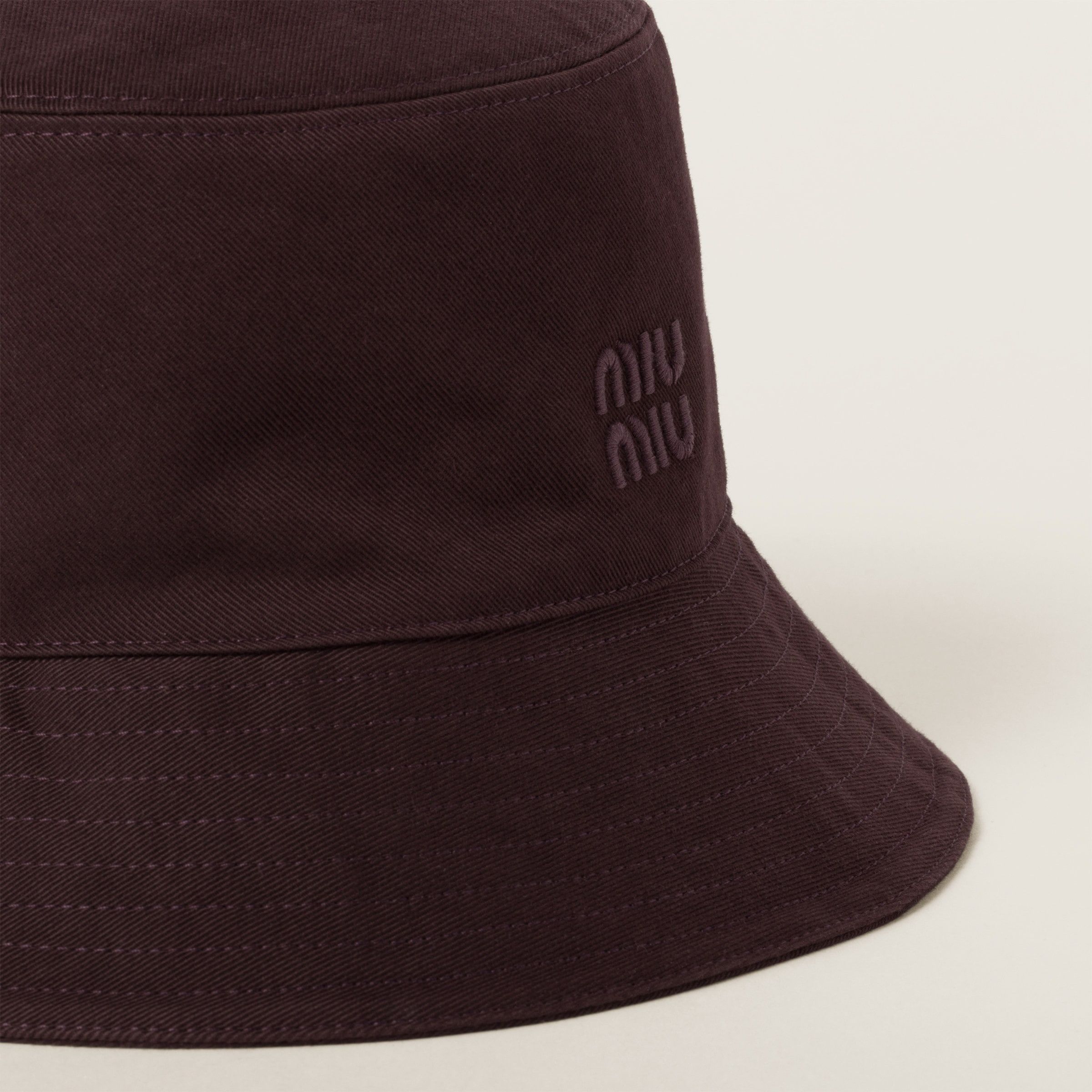 Miu Miu o1mt1gz0925 Size: OS / Gabardine Bucket Cap / Hat Burgundy Size ONE SIZE - 3 Thumbnail